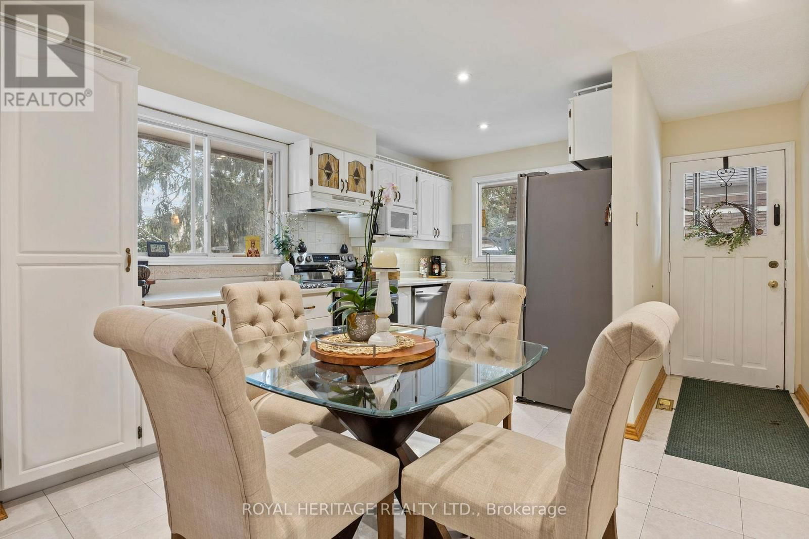 1755 STORRINGTON STREET Image 15