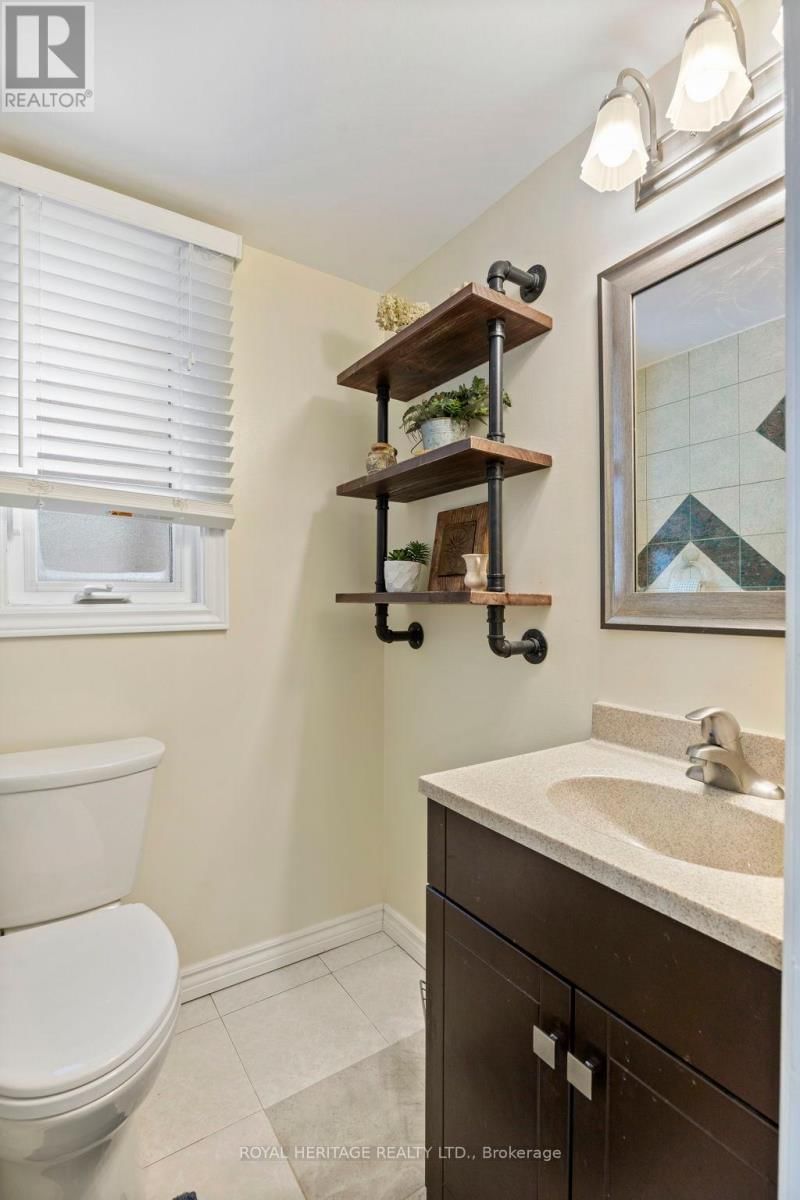 1755 STORRINGTON STREET Image 19