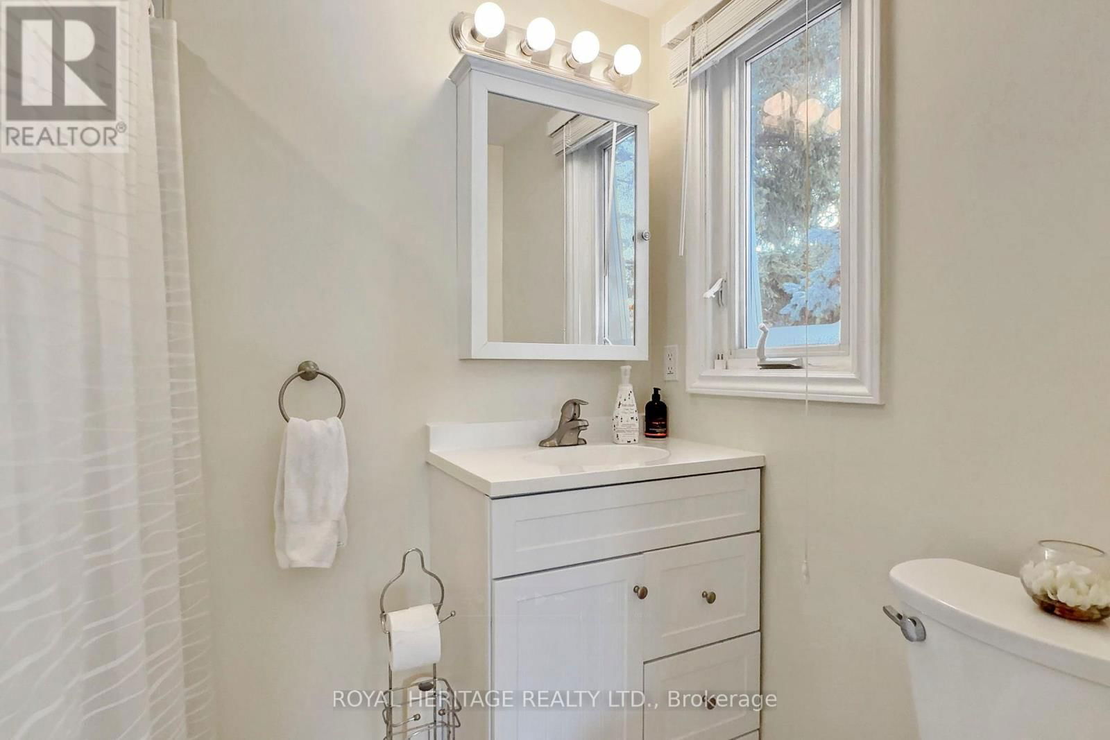 1755 STORRINGTON STREET Image 27