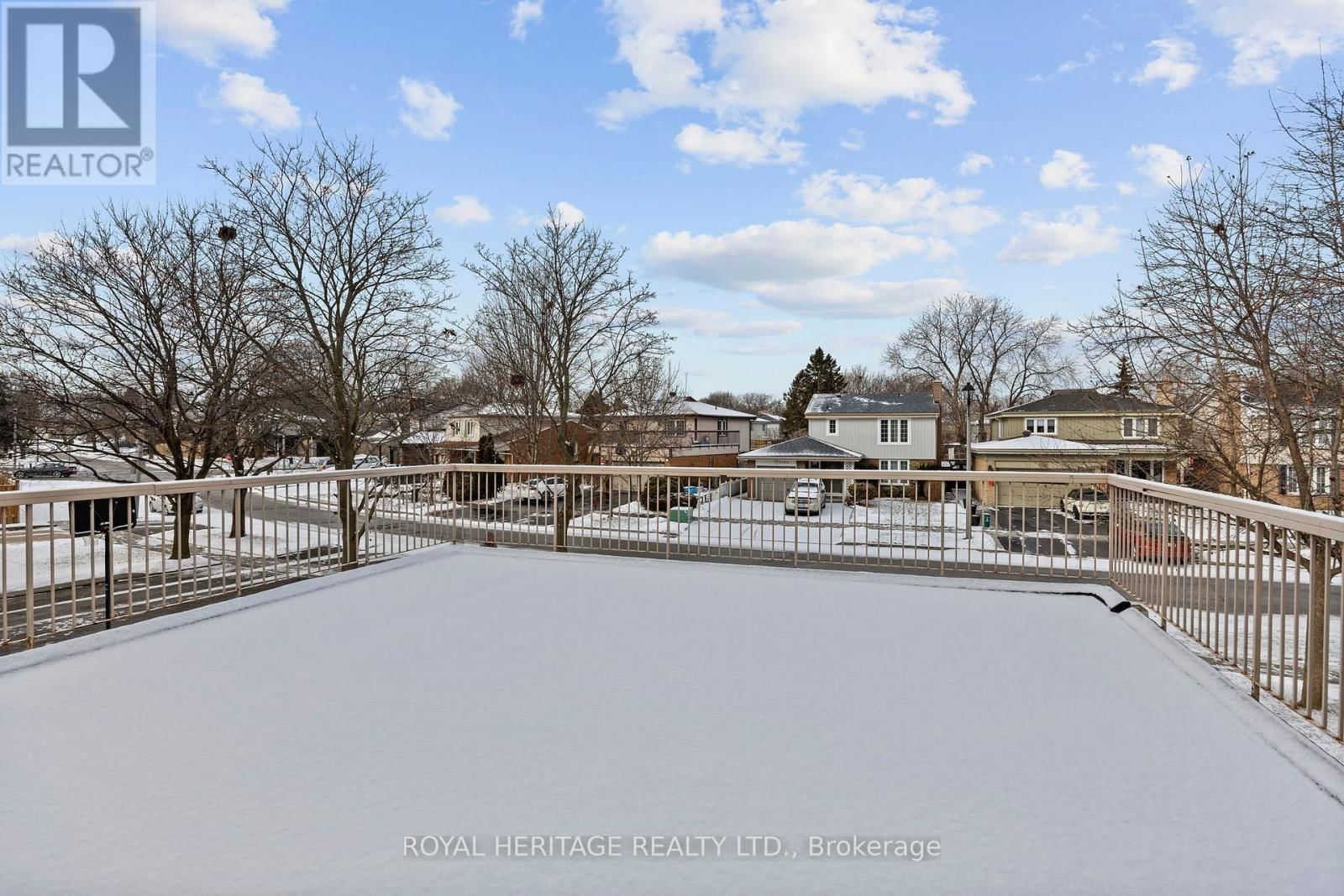 1755 STORRINGTON STREET Image 28