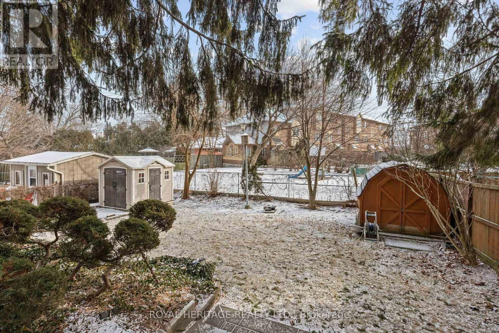 1755 STORRINGTON STREET Image 38