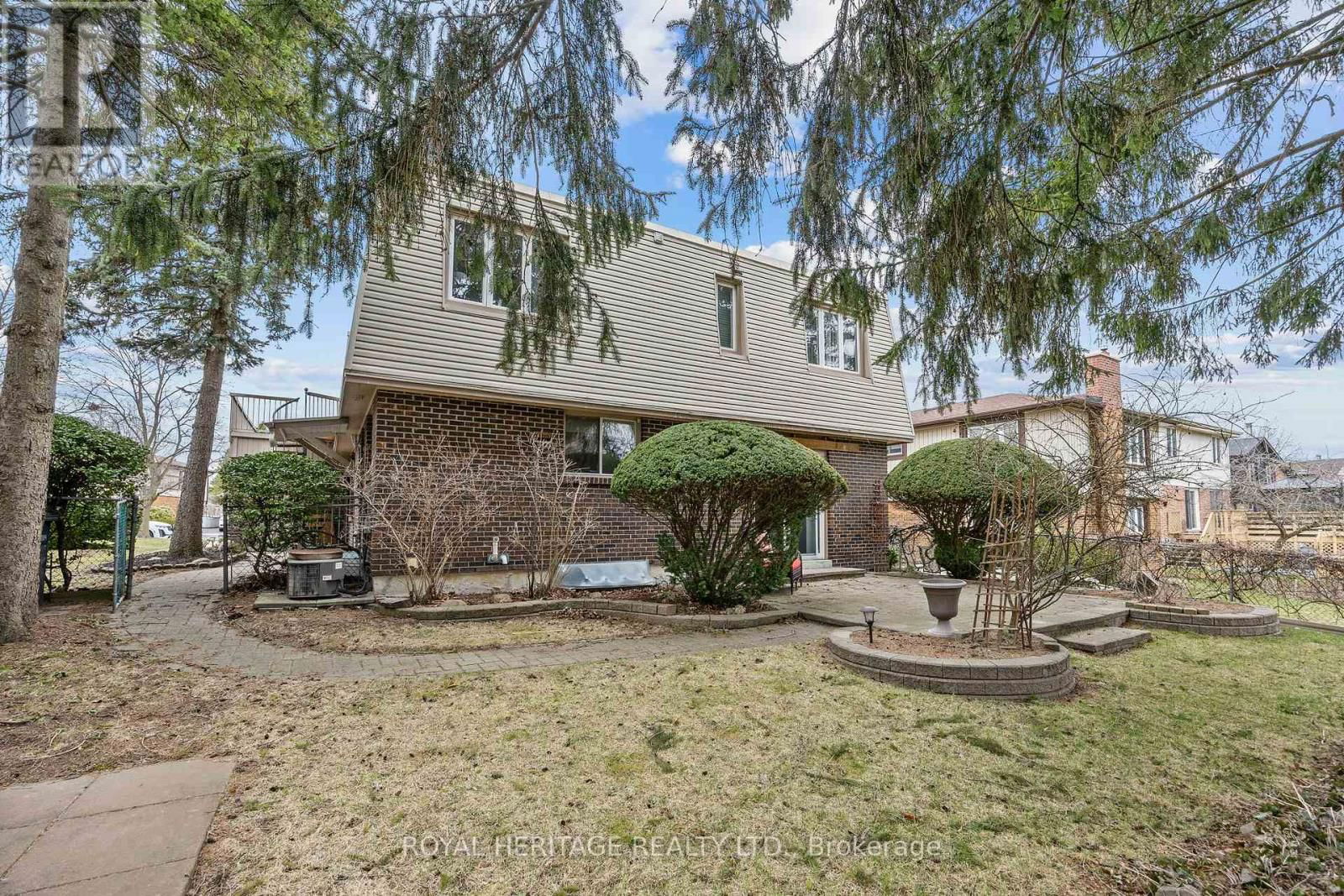 1755 STORRINGTON STREET Image 40