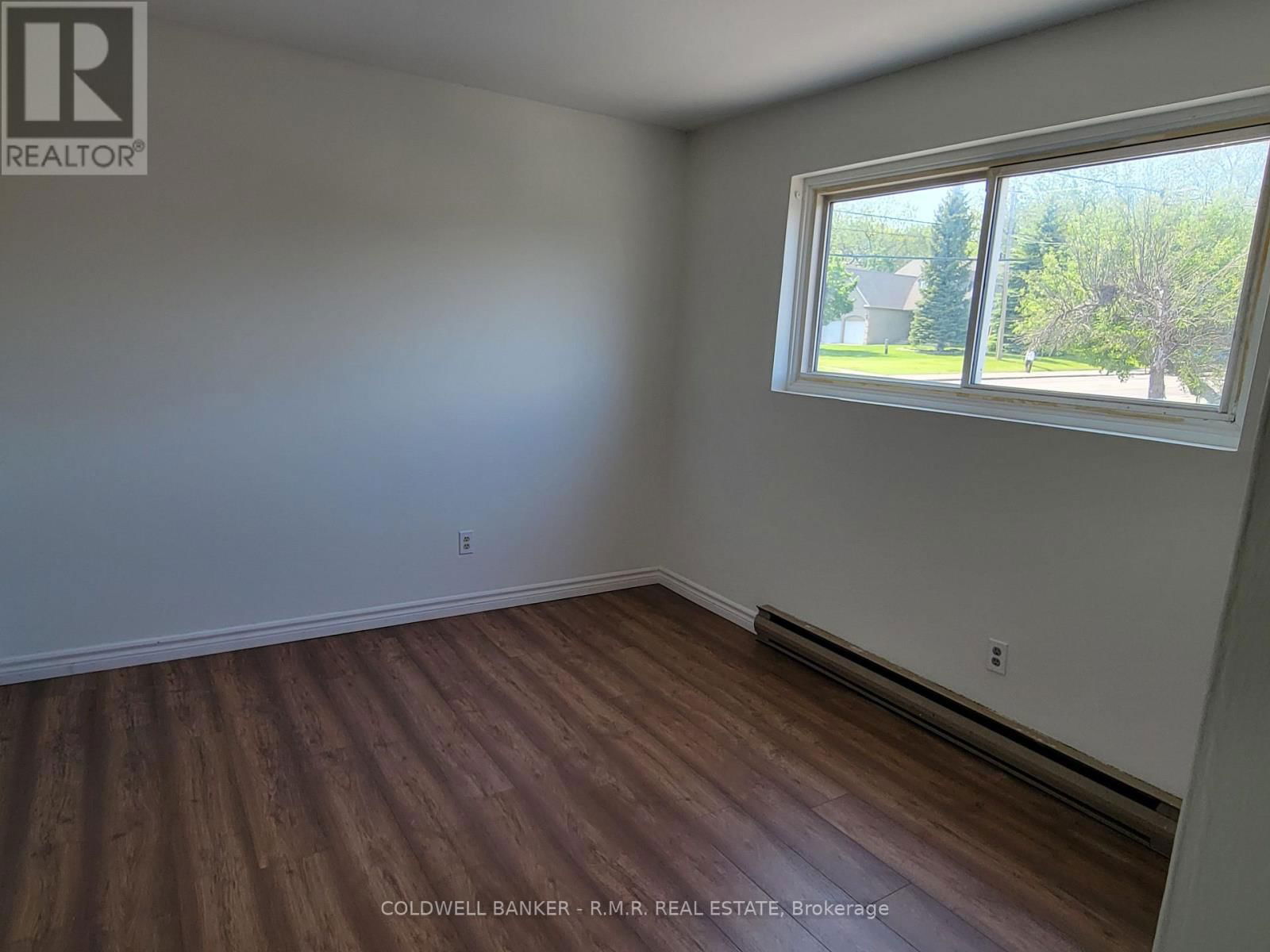 3 - 251 LIBERTY STREET NORTH Image 6
