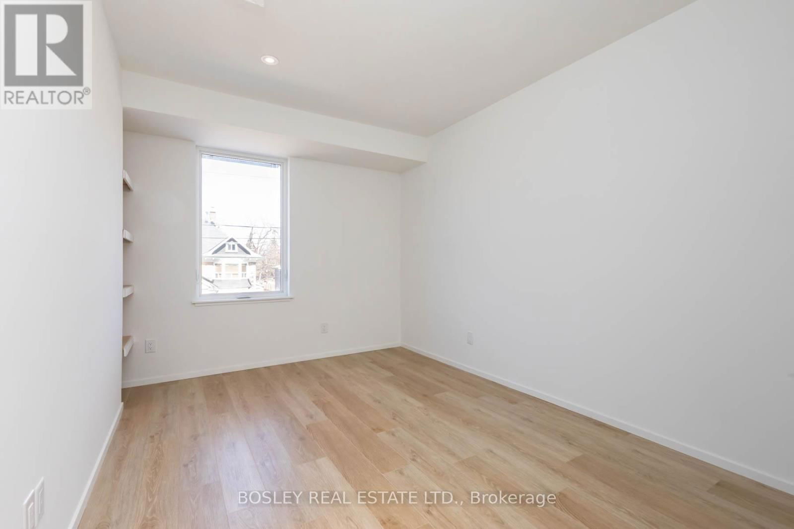 Suite 3 - 2165A GERRARD STREET EAST Image 13