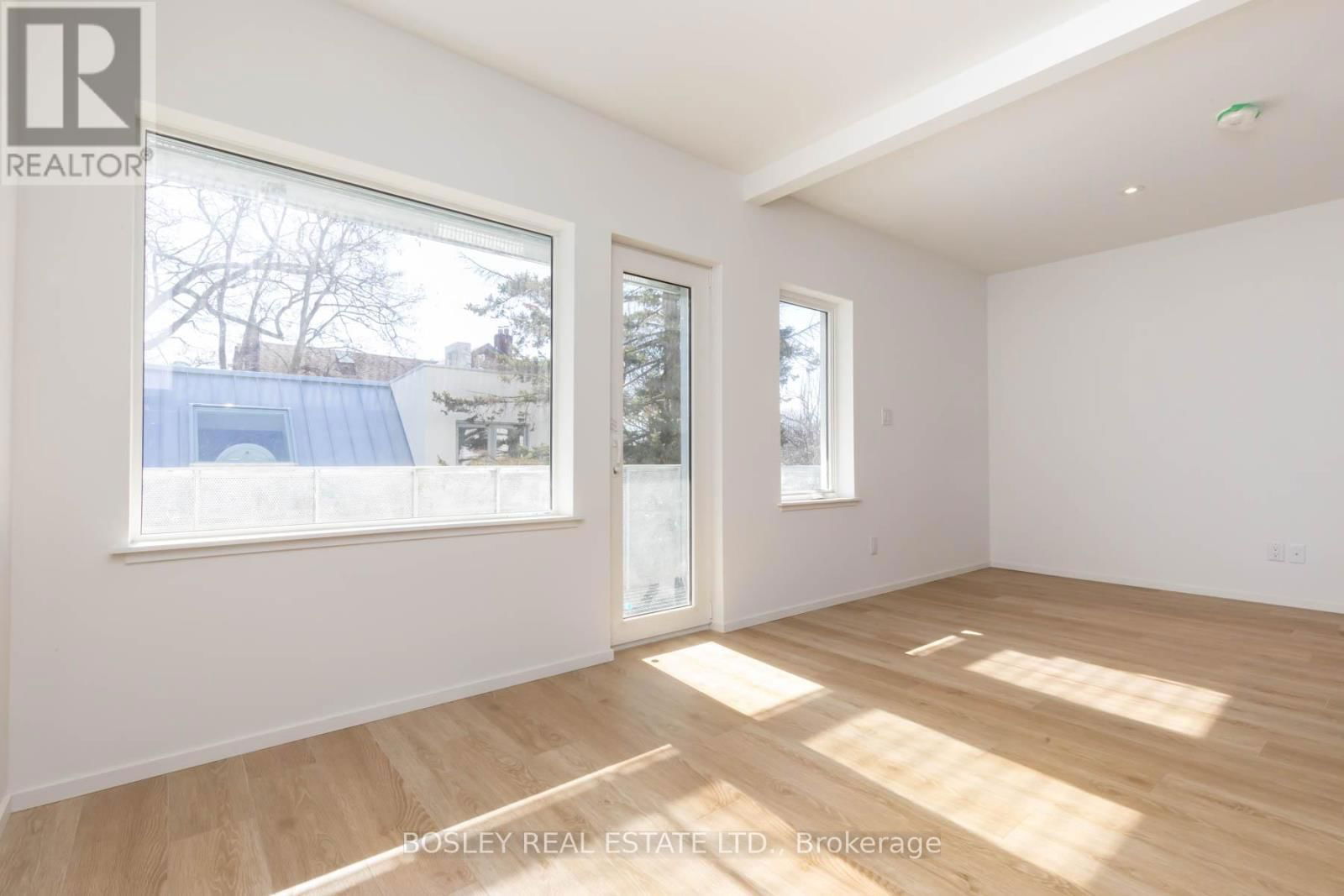 Suite 3 - 2165A GERRARD STREET EAST Image 6