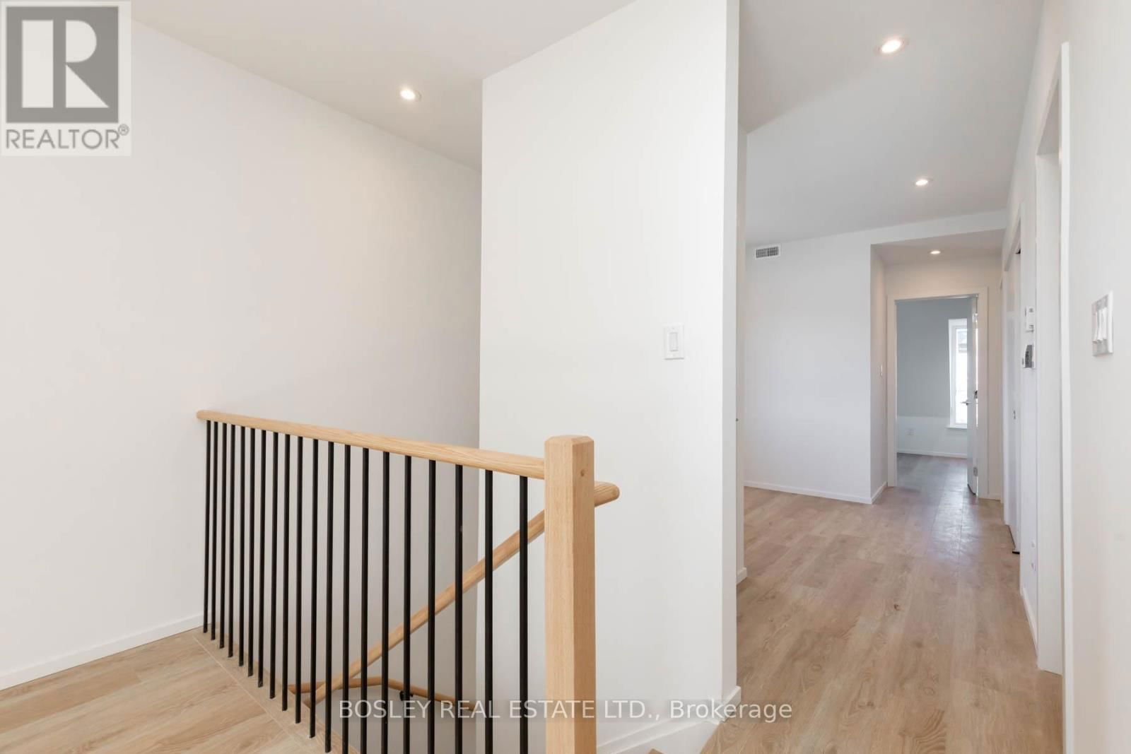 Suite 4 - 2165A GERRARD STREET EAST Image 14