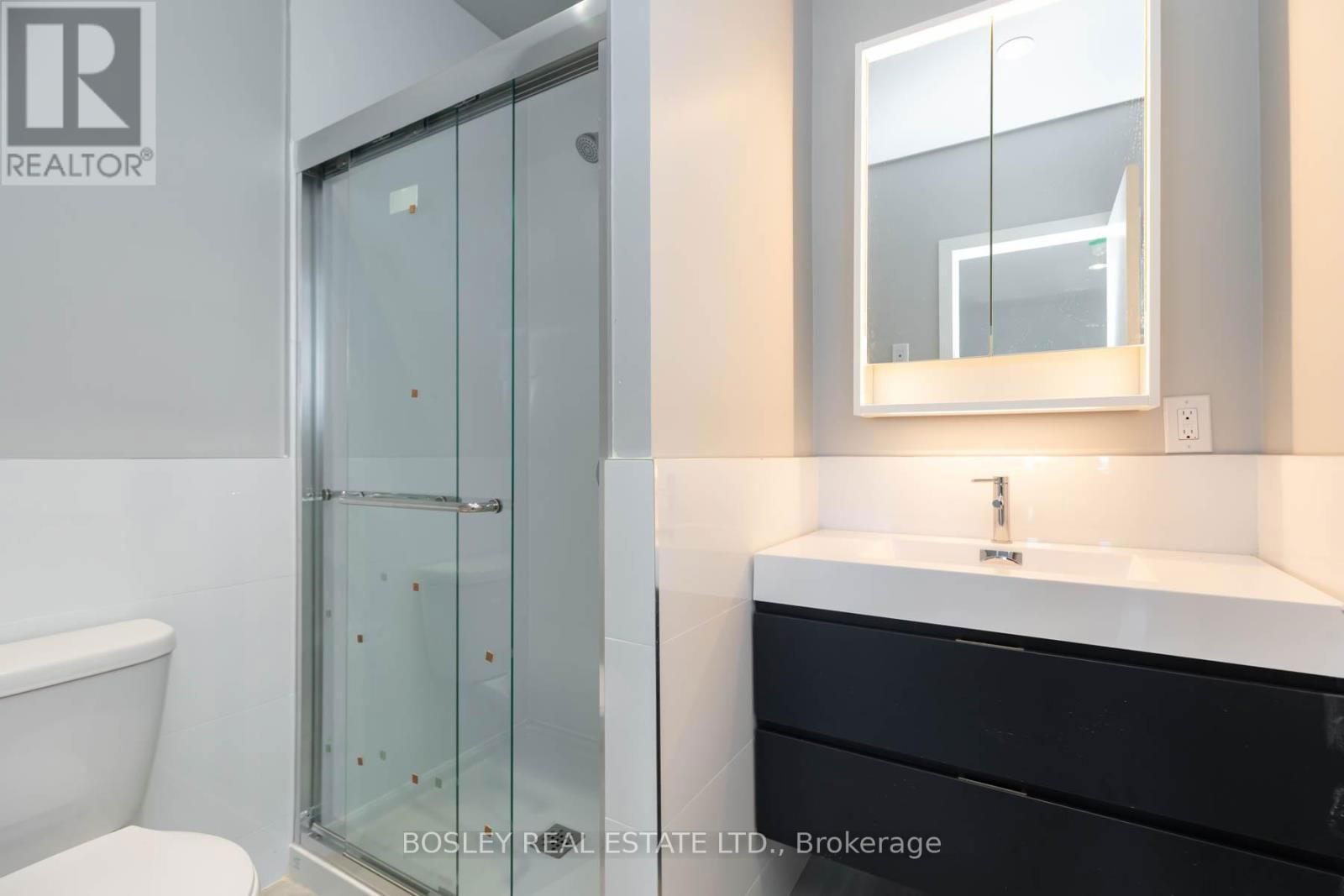 Suite 4 - 2165A GERRARD STREET EAST Image 20