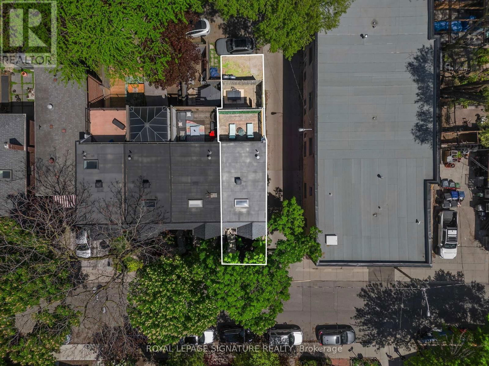 15 BOULTON AVENUE Image 40