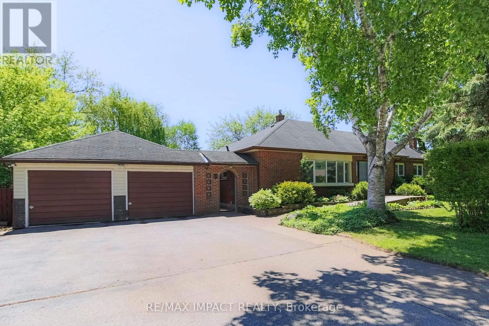23 HILLCOURT AVENUE Image 14