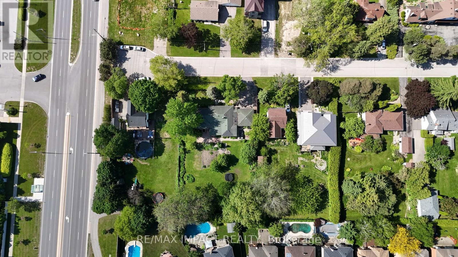 23 HILLCOURT AVENUE Image 3