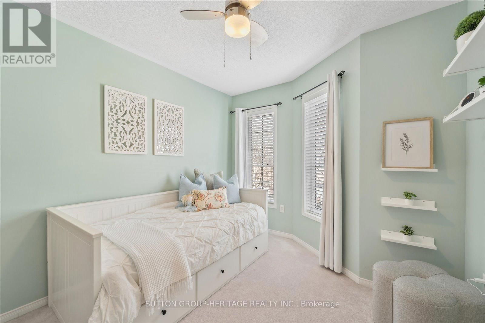 25 - 23 VALLANCE WAY Image 21