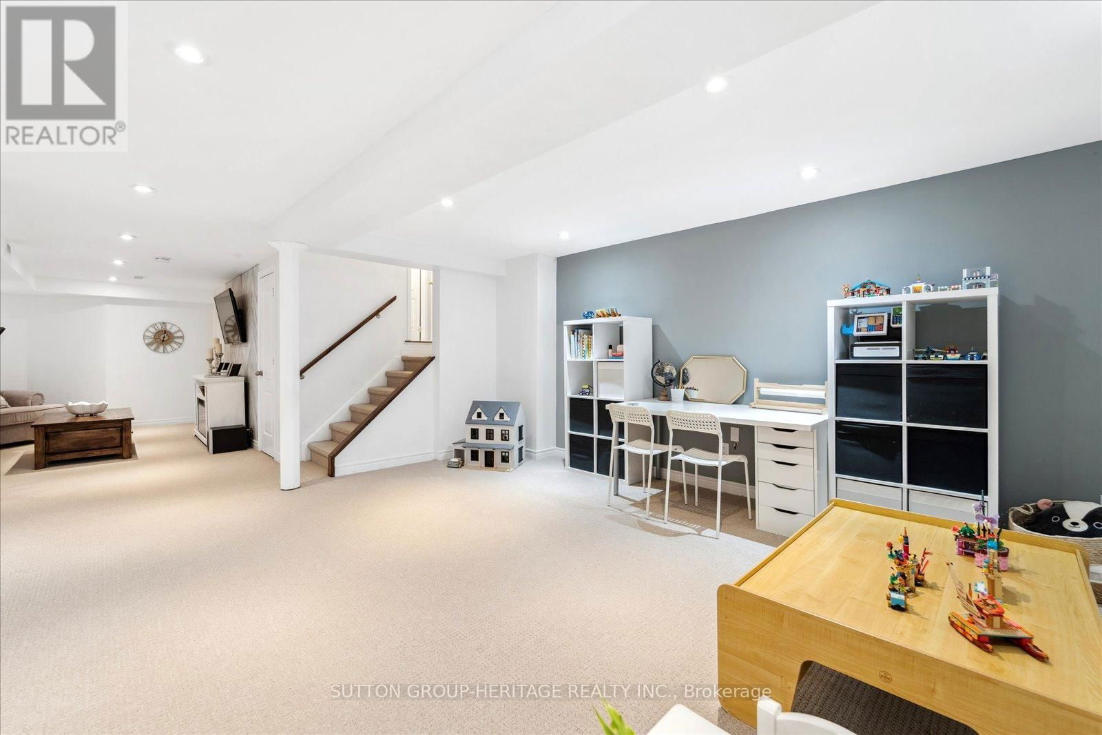 25 - 23 VALLANCE WAY Image 31