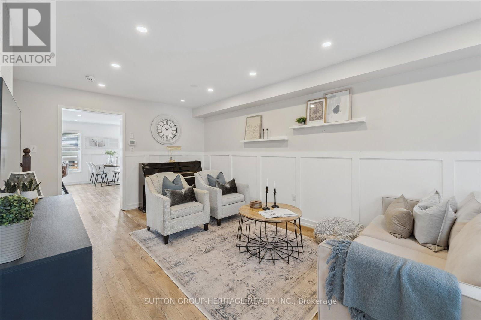 25 - 23 VALLANCE WAY Image 7