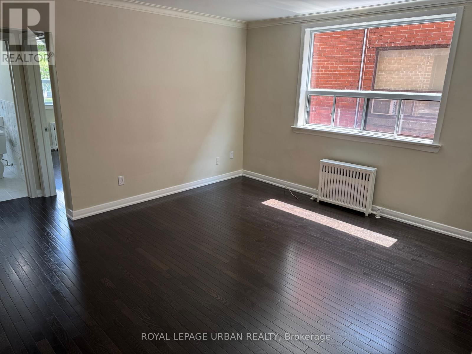 204 - 1024 O'CONNOR DRIVE Image 5