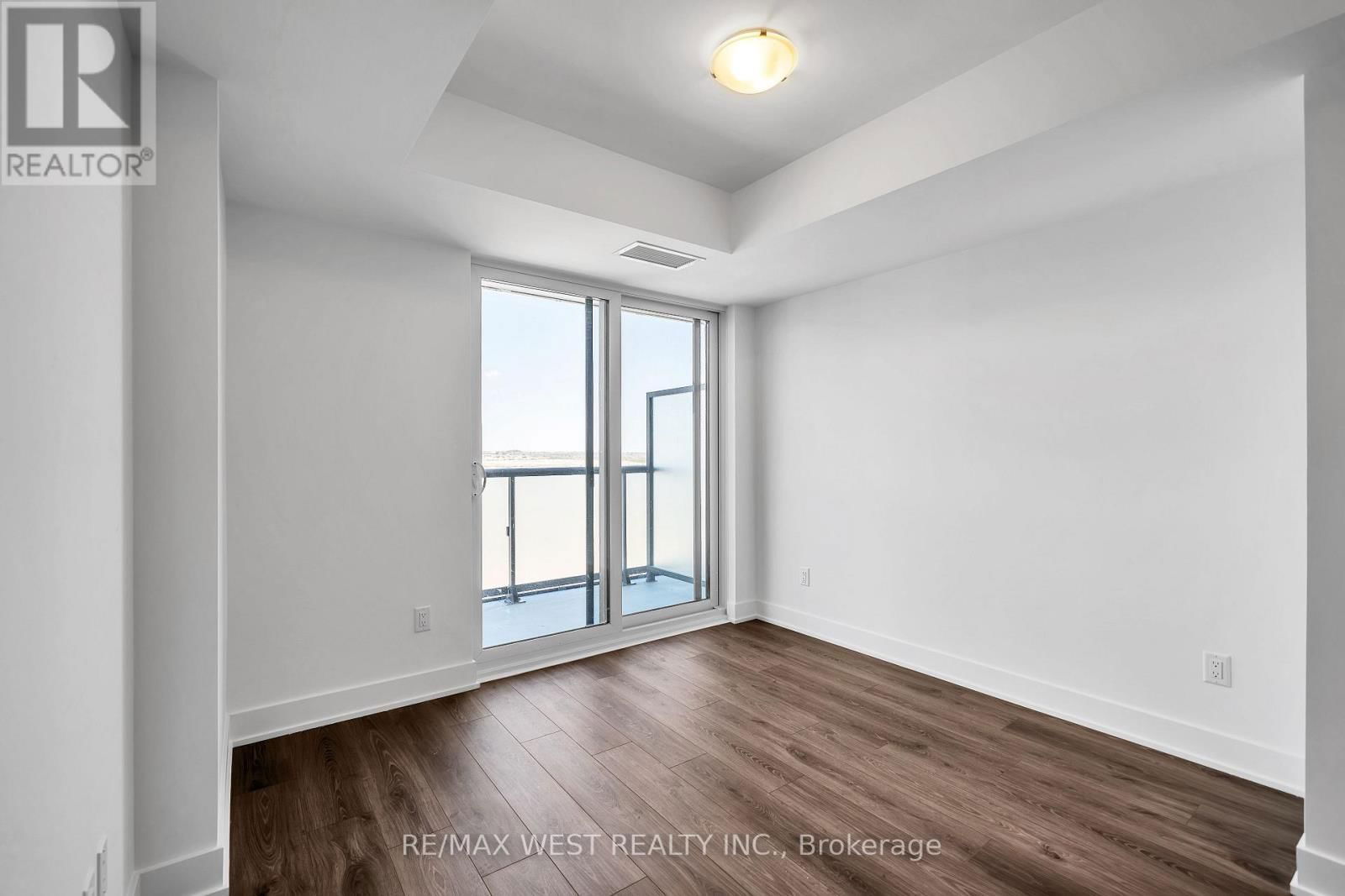 2020 - 2545 SIMCOE STREET NORTH Image 12