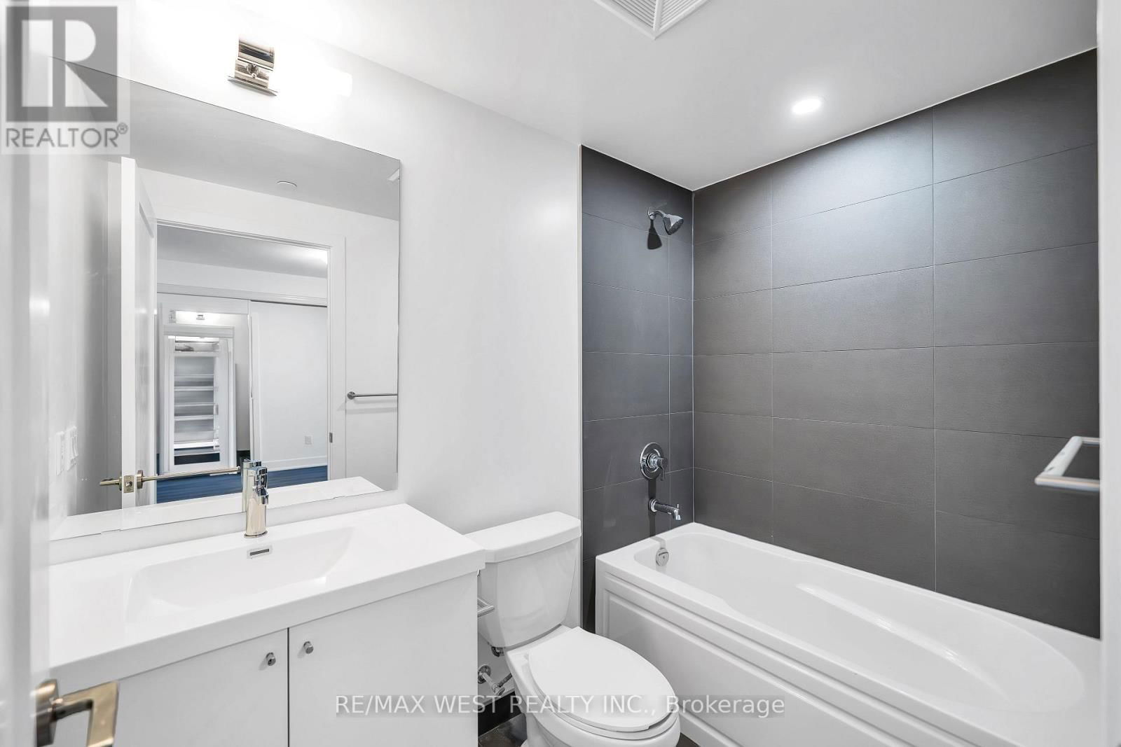 2020 - 2545 SIMCOE STREET NORTH Image 14
