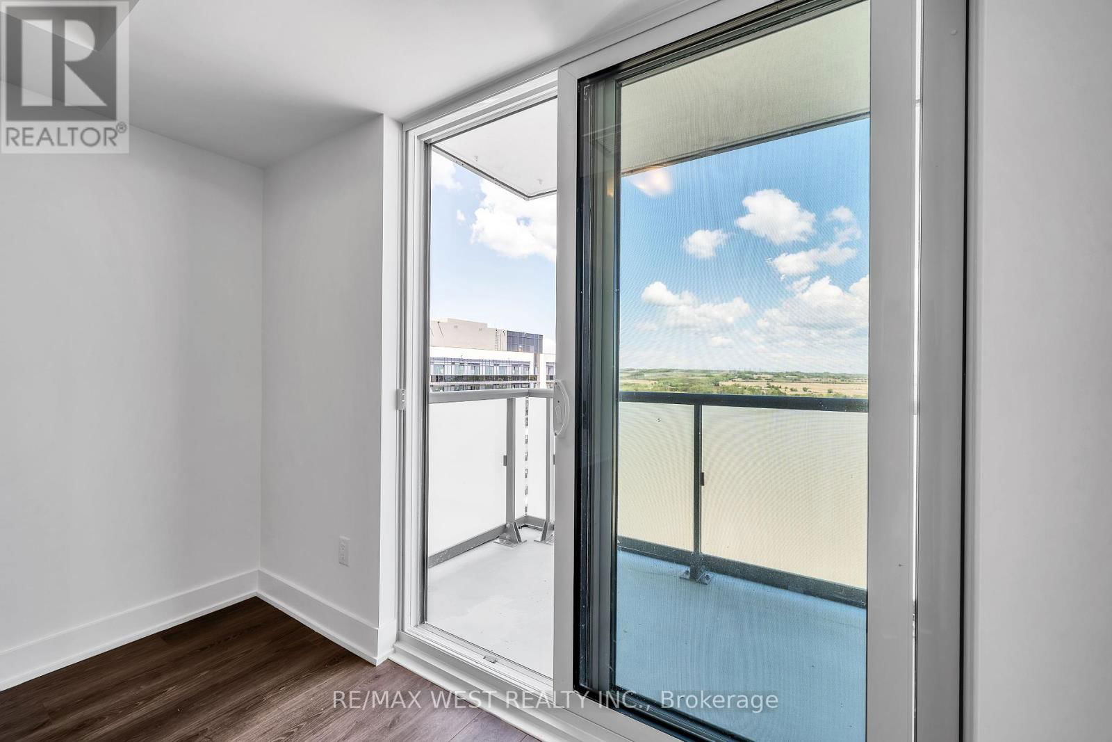 2020 - 2545 SIMCOE STREET NORTH Image 16