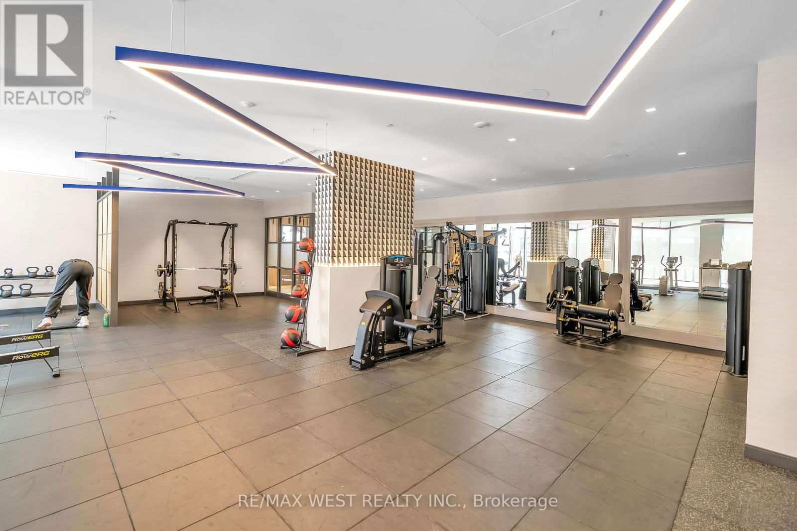 2020 - 2545 SIMCOE STREET NORTH Image 26