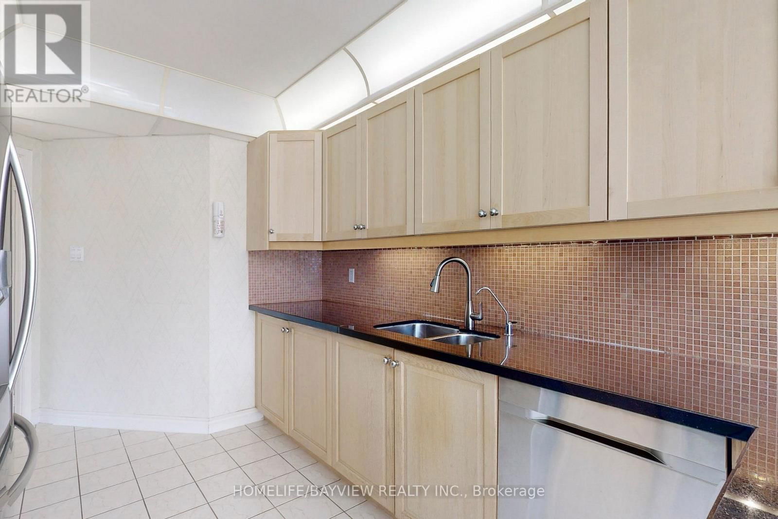 205 - 168 BONIS AVENUE Image 22