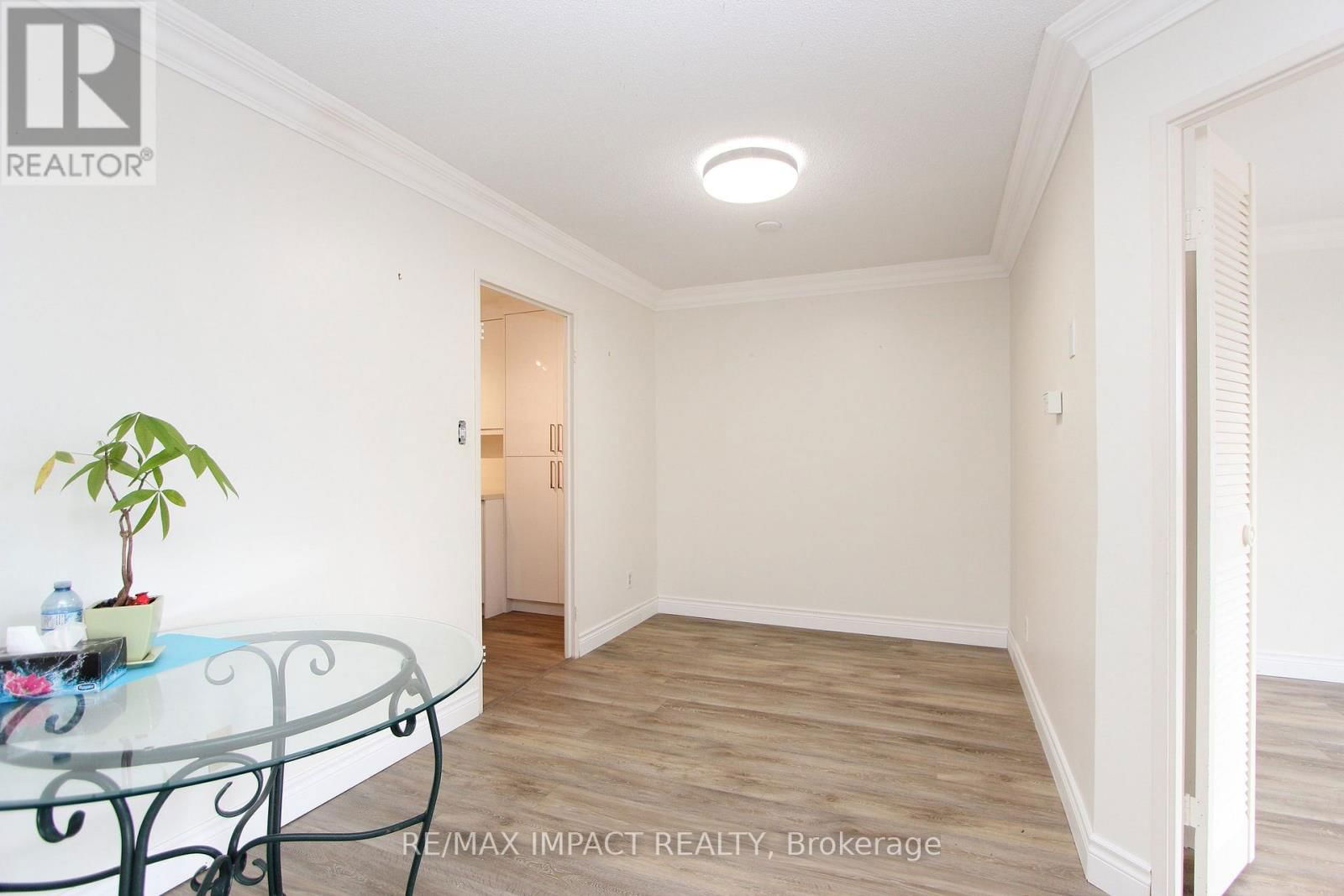 337 SIMCOE STREET NORTH Image 12