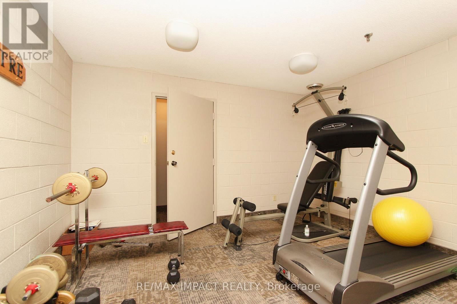 337 SIMCOE STREET NORTH Image 24