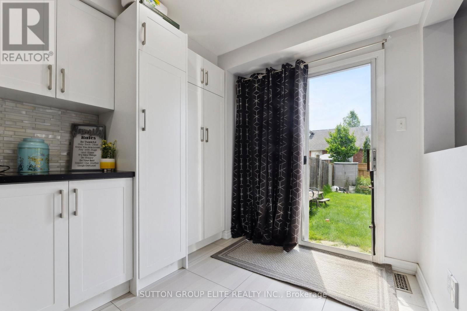 31 PINE GATE PLACE Image 14