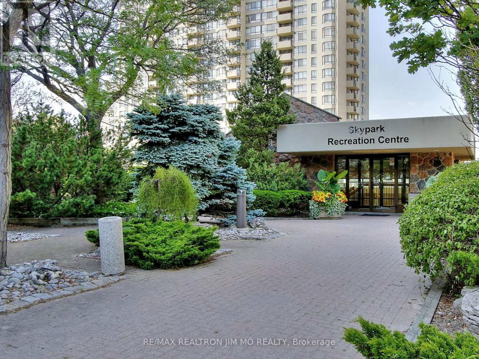 330 - 25 BAMBURGH CIRCLE Image 21