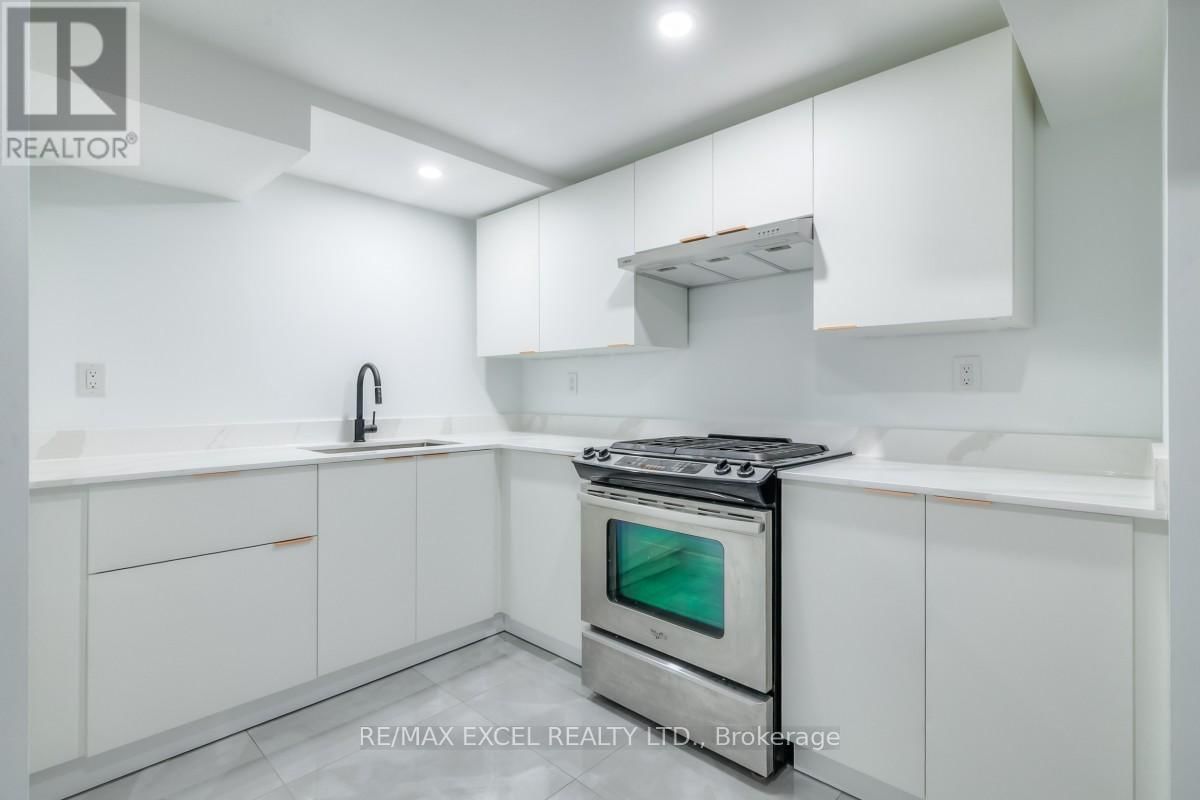 663 LAKEVIEW AVENUE Image 31