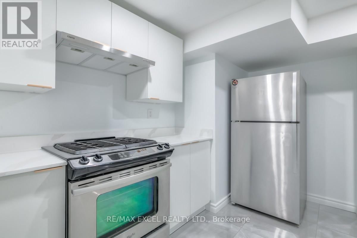 663 LAKEVIEW AVENUE Image 32
