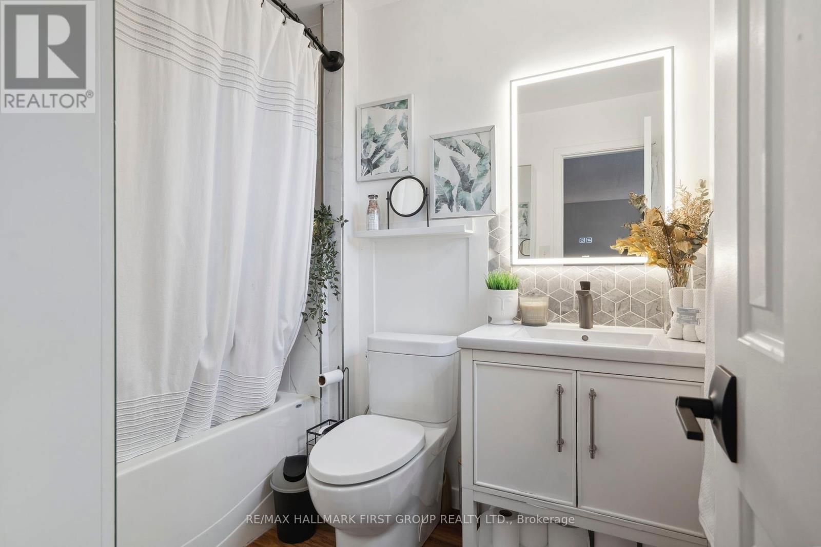 27 EVALEIGH COURT Image 12