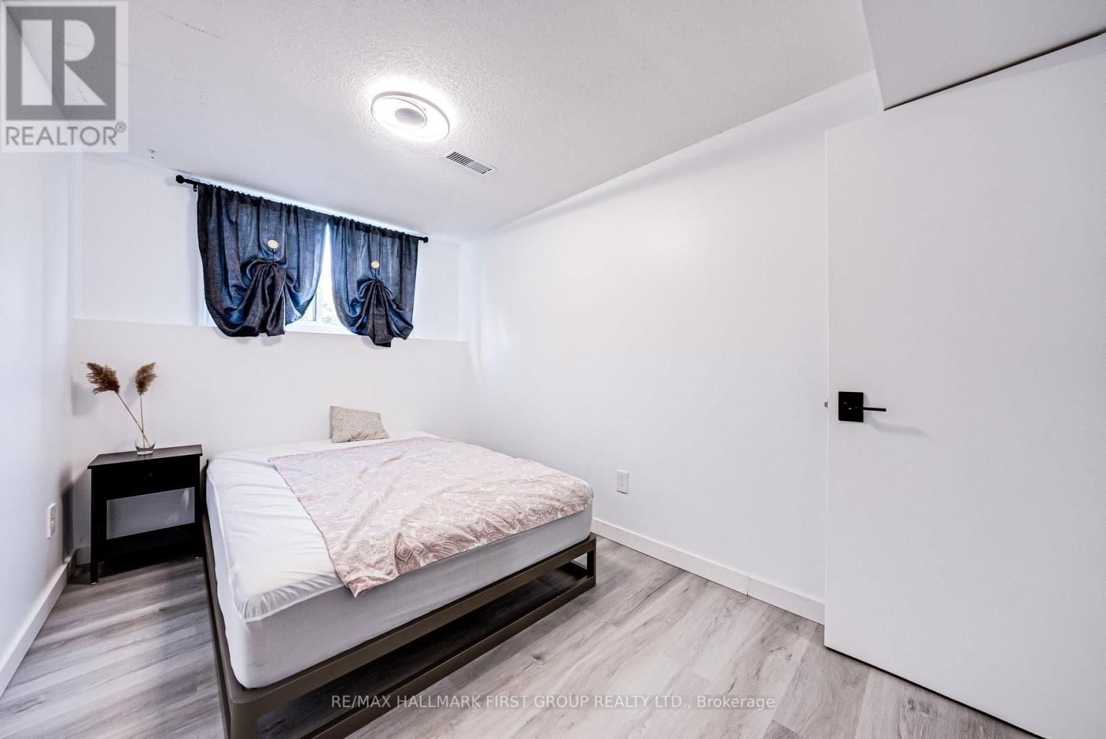 27 EVALEIGH COURT Image 21