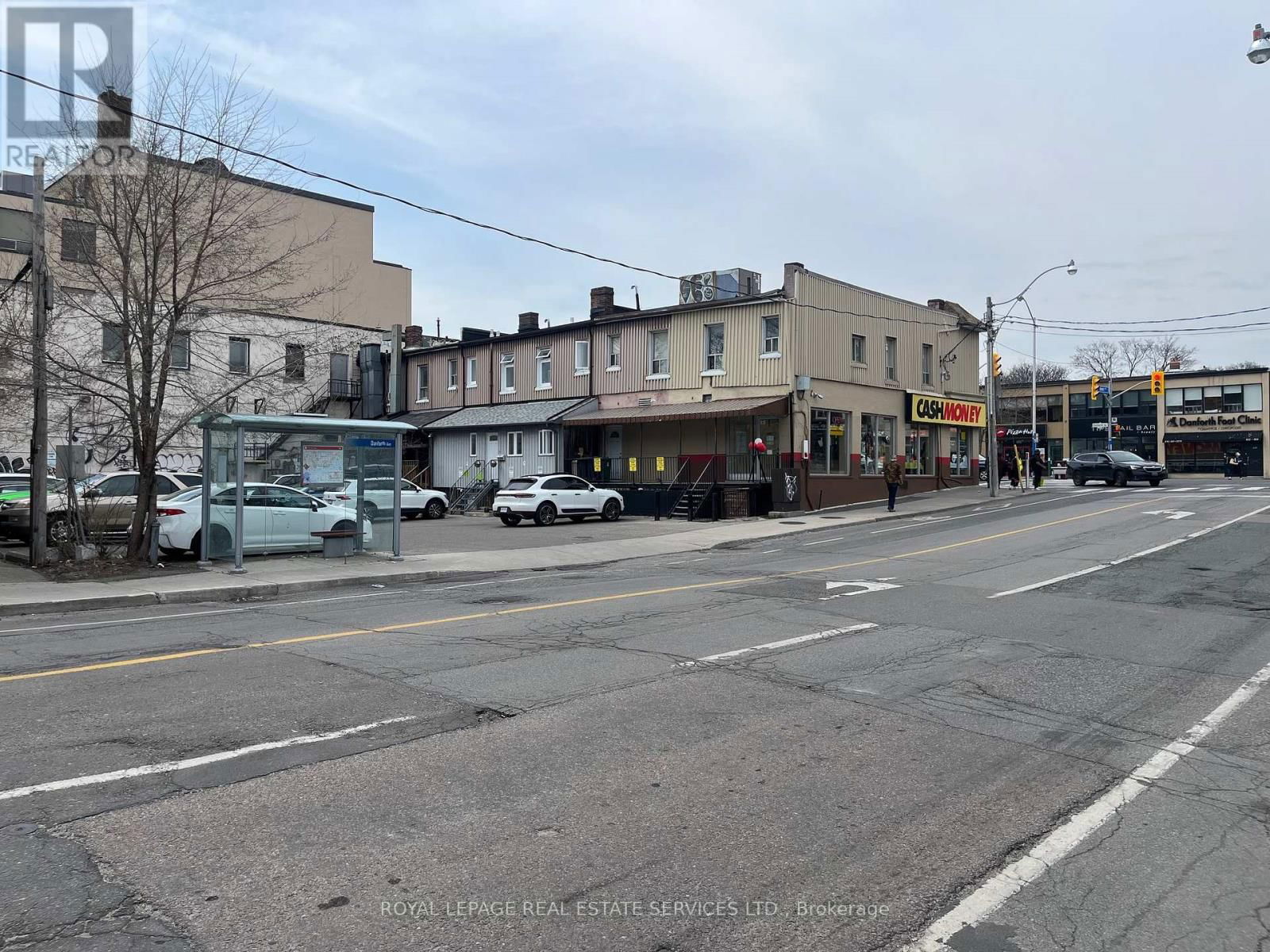 851 DANFORTH AVENUE Image 2