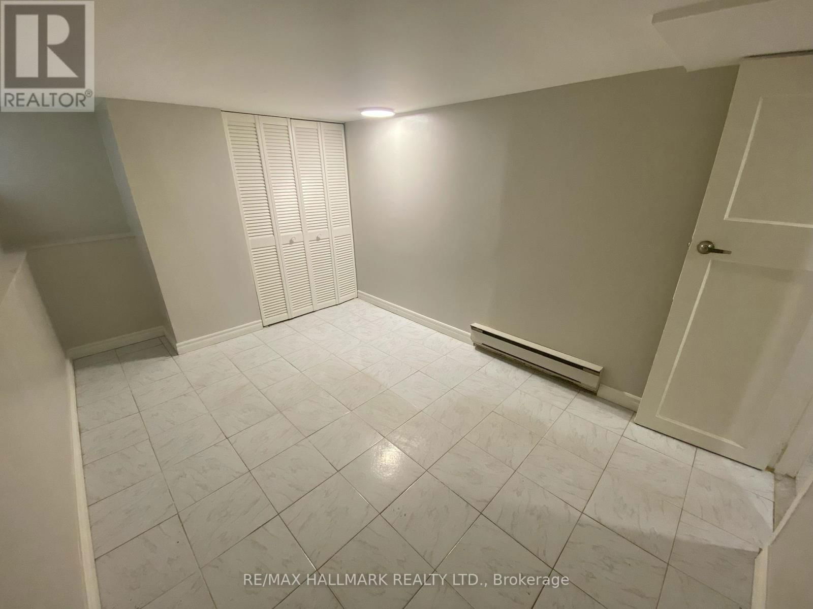LOWER - 155 DRAYTON AVENUE Image 13