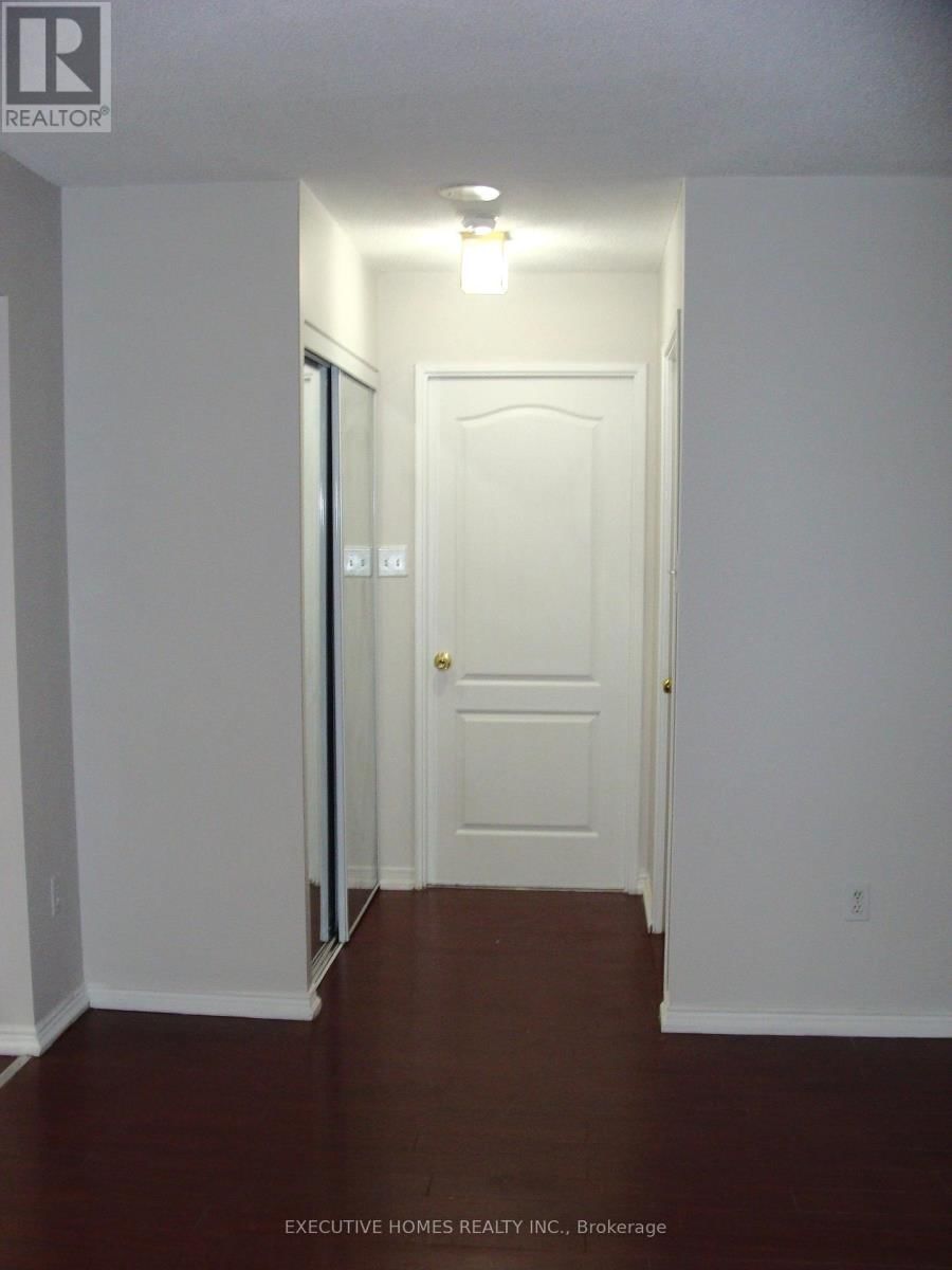 2091 - 1 GREYSTONE WALK DRIVE Image 3