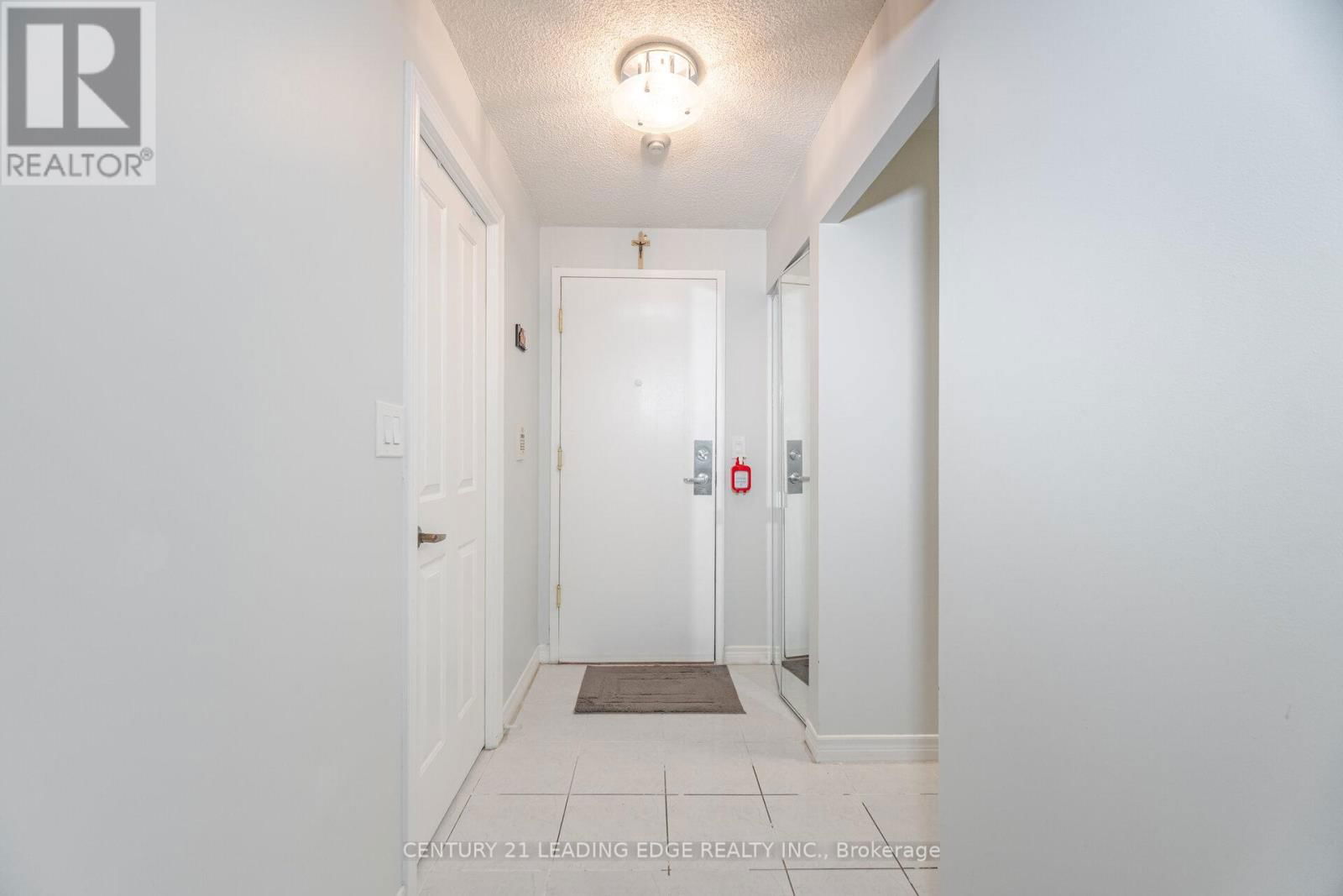 2729 - 68 CORPORATE DRIVE Image 12