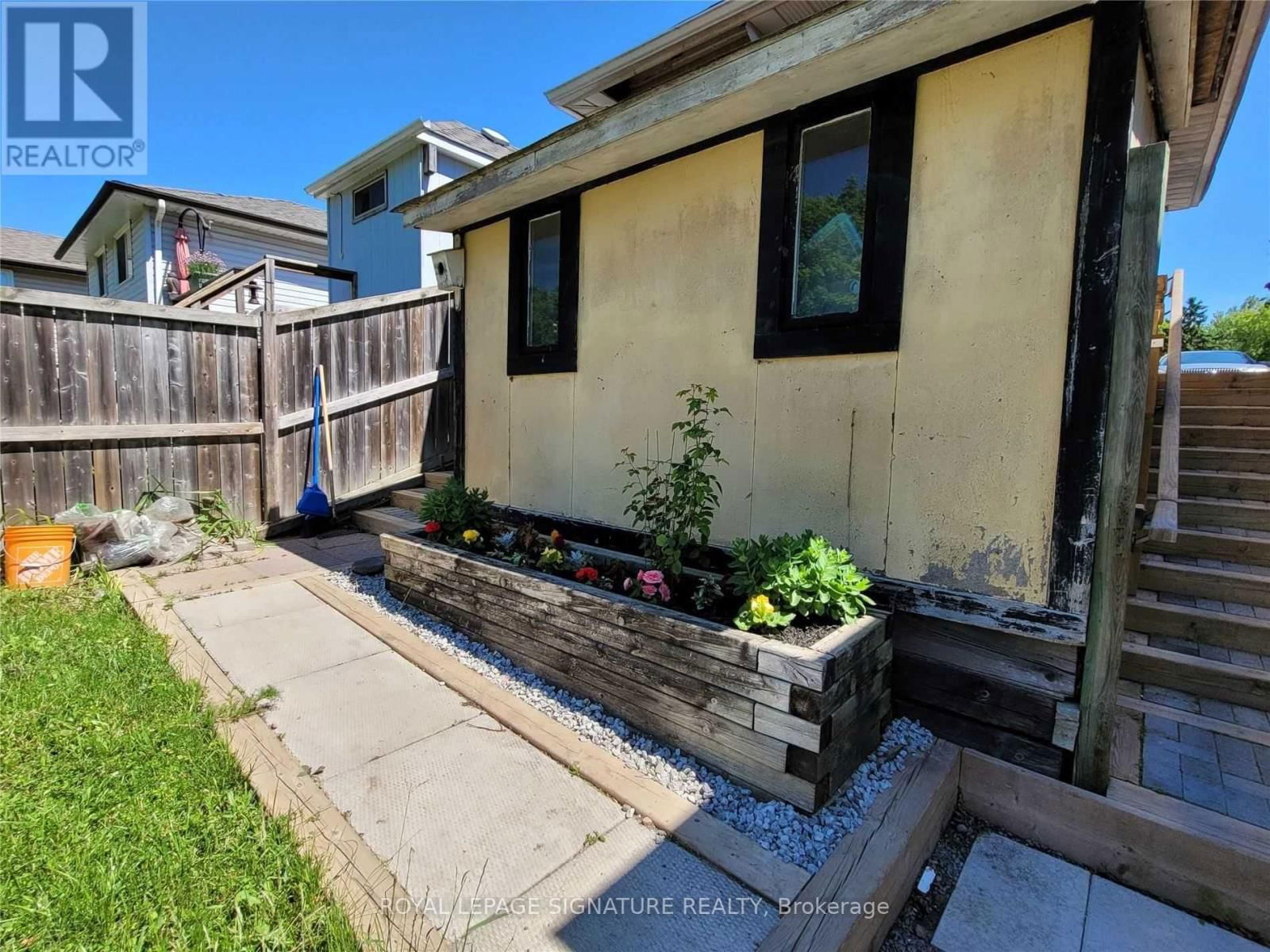 Lower - 726 GRANDVIEW DRIVE Image 3