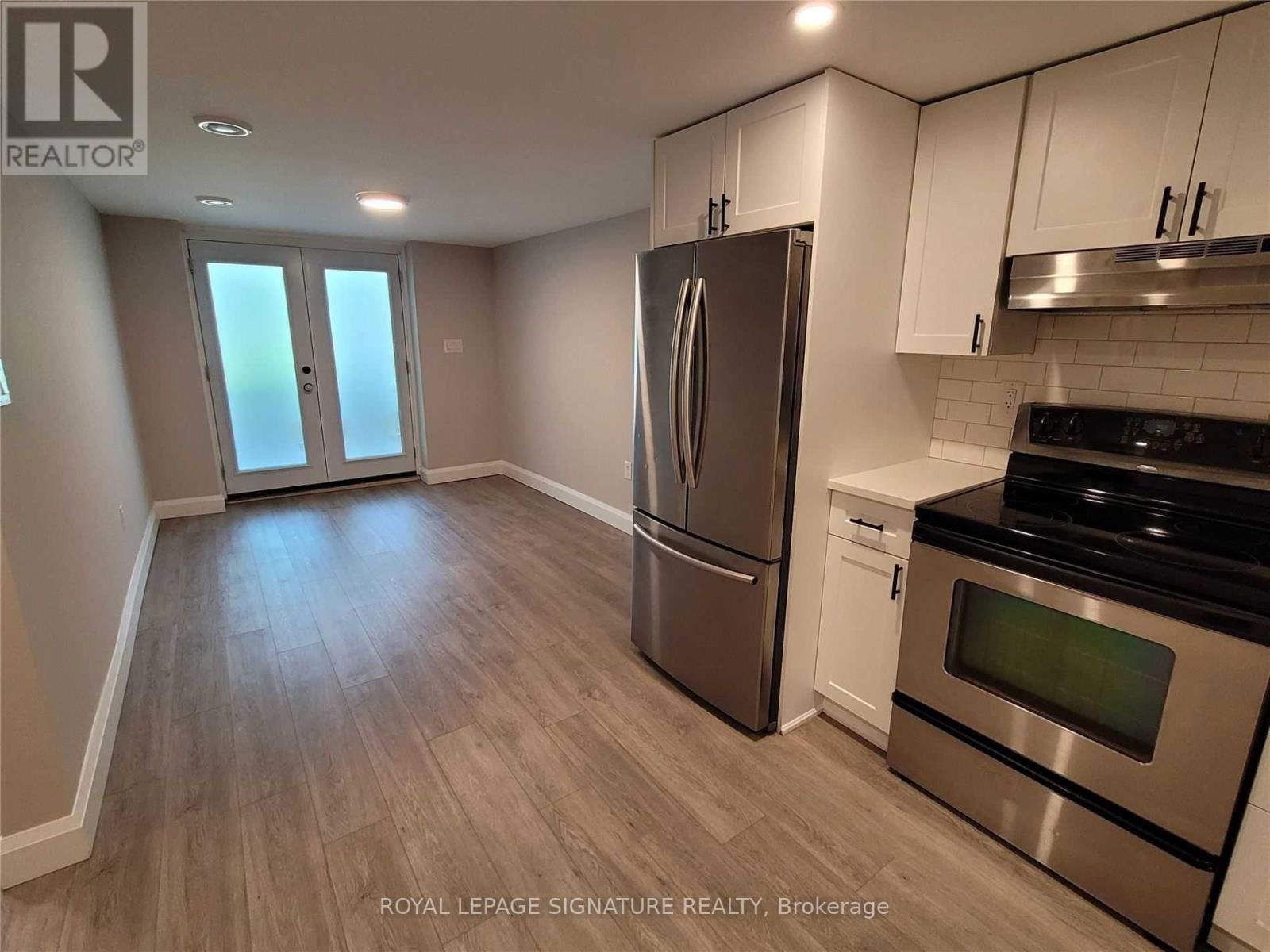 Lower - 726 GRANDVIEW DRIVE Image 7