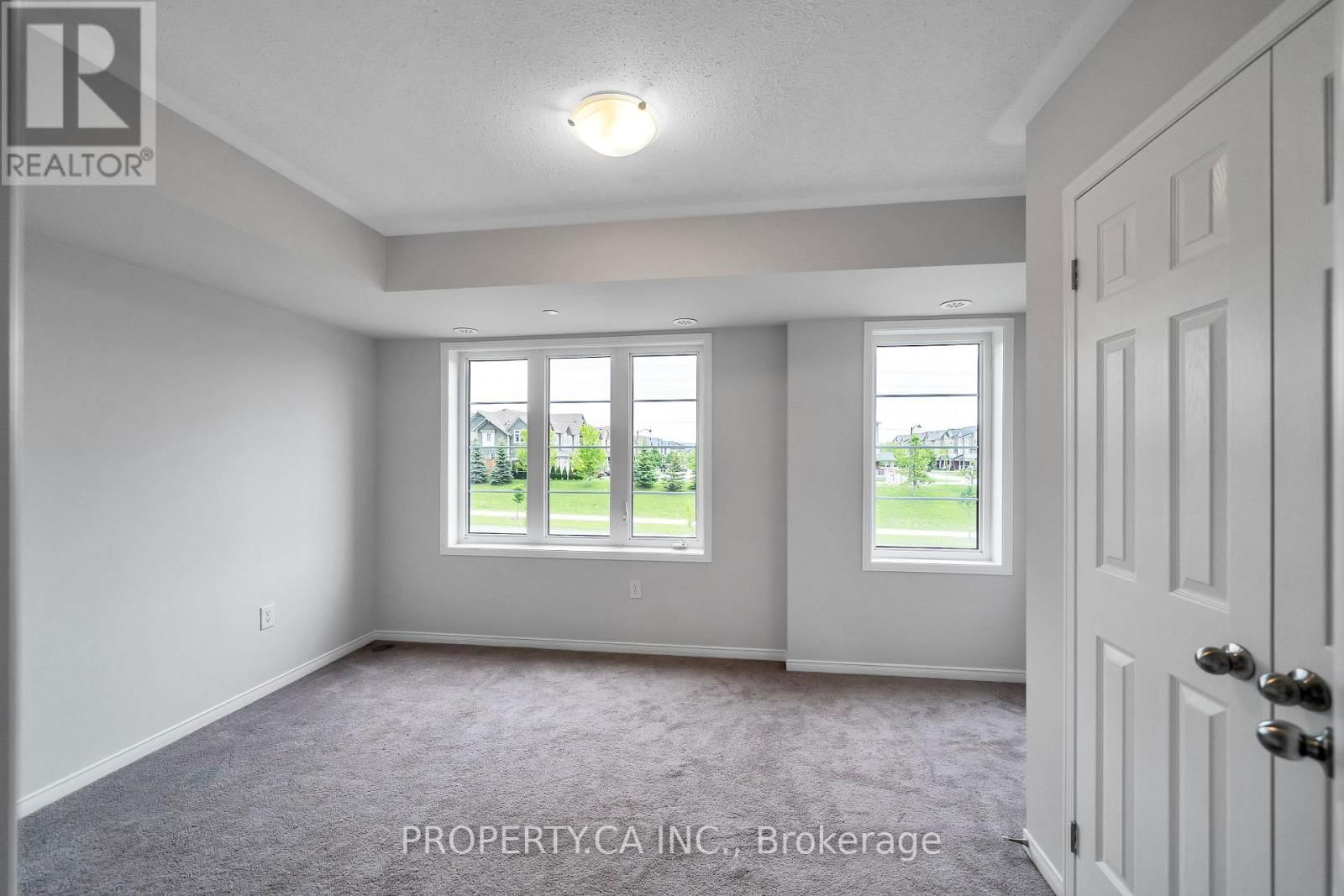 2564 ROSEDROP PATH Image 16