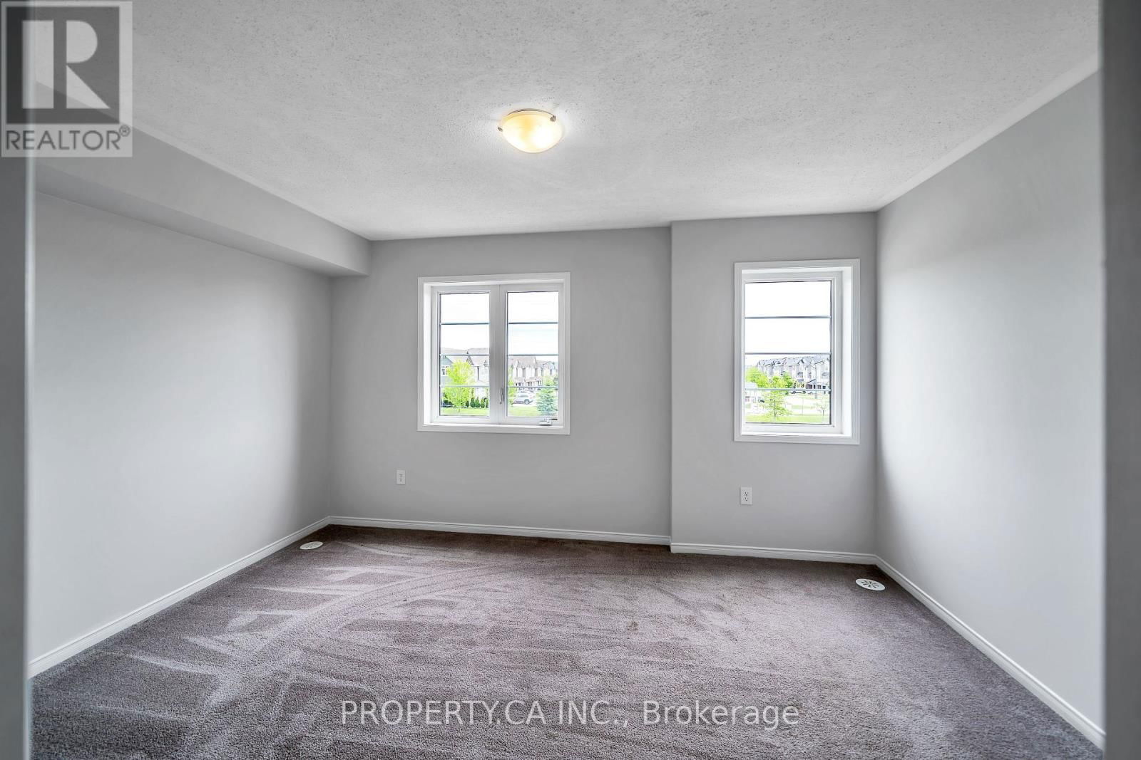 2564 ROSEDROP PATH Image 18