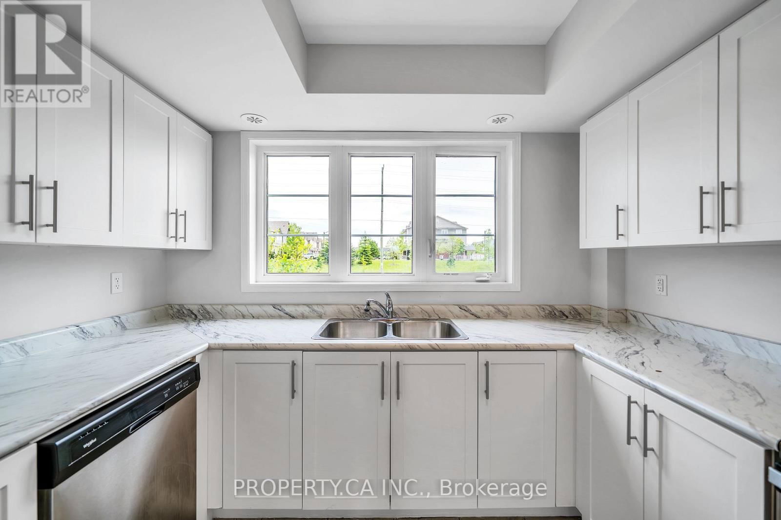 2564 ROSEDROP PATH Image 6