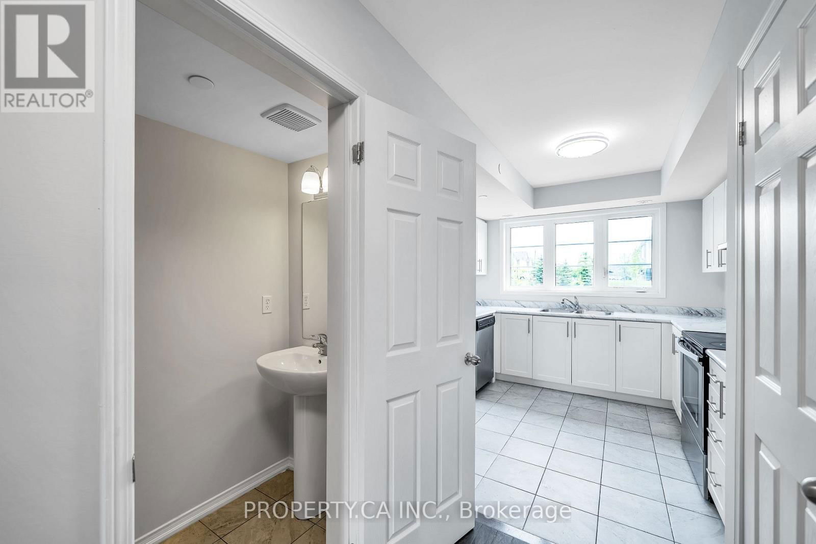 2564 ROSEDROP PATH Image 8