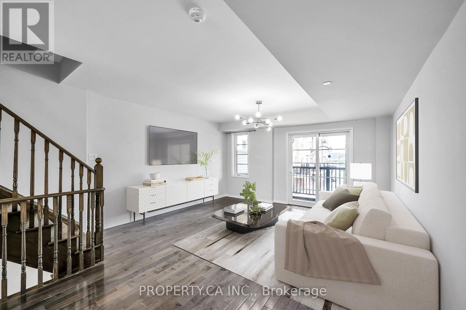 2564 ROSEDROP PATH Image 11