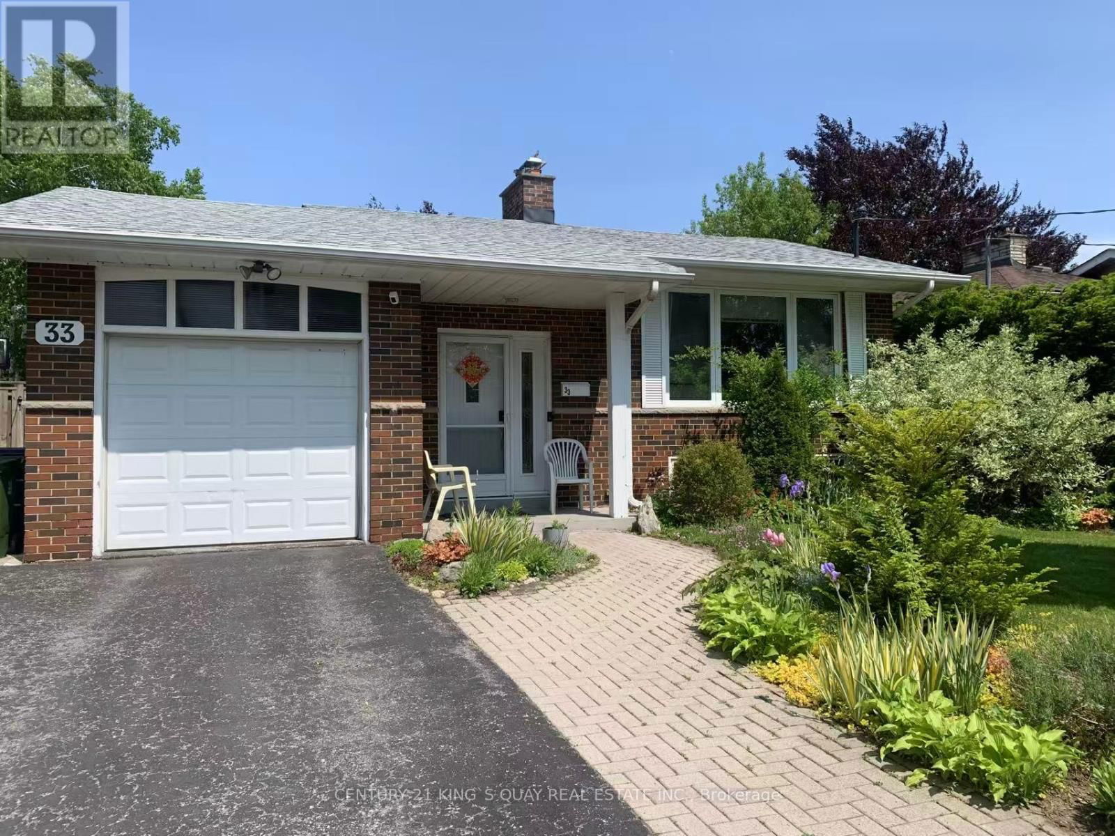 33 CORUNDUM CRESCENT Image 1
