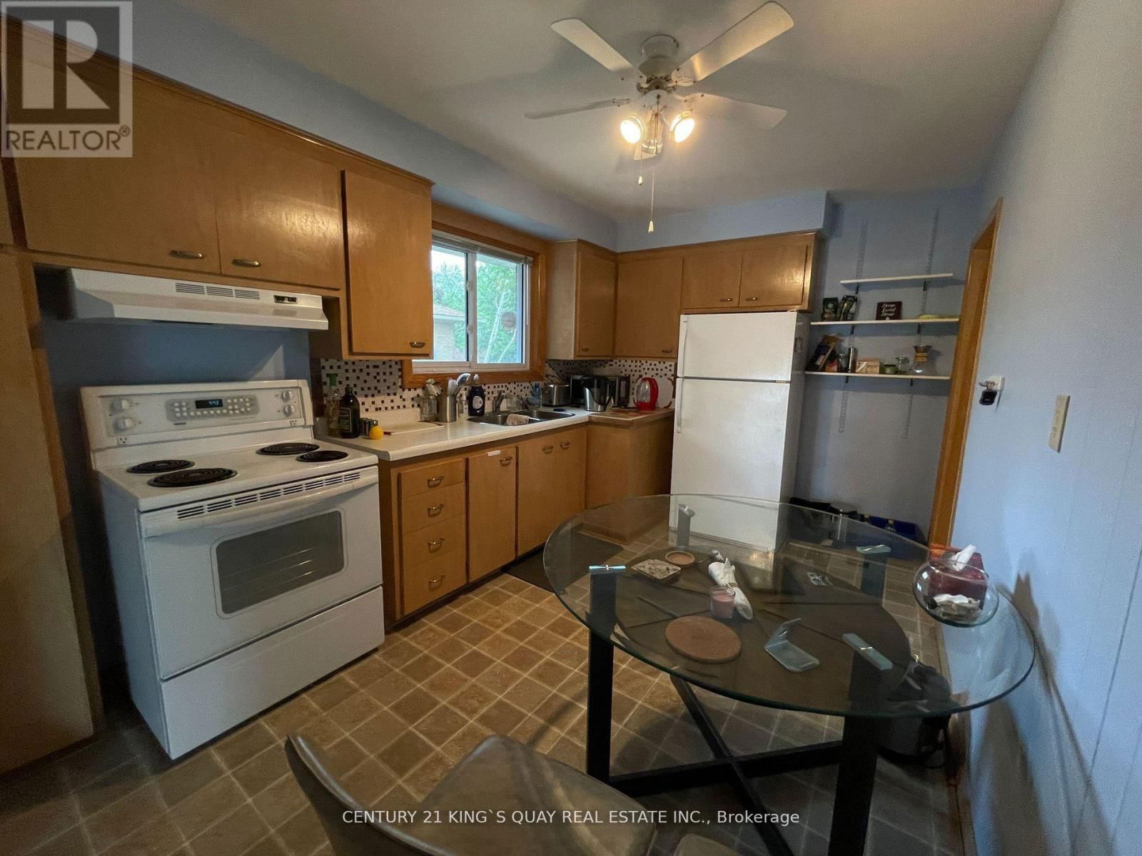 33 CORUNDUM CRESCENT Image 13