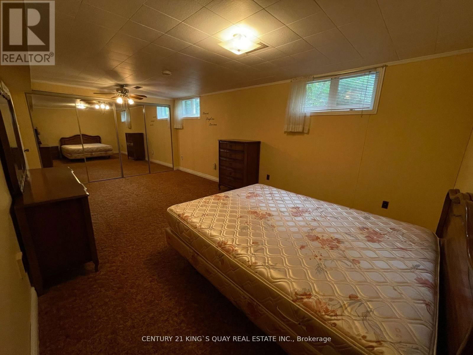 33 CORUNDUM CRESCENT Image 26