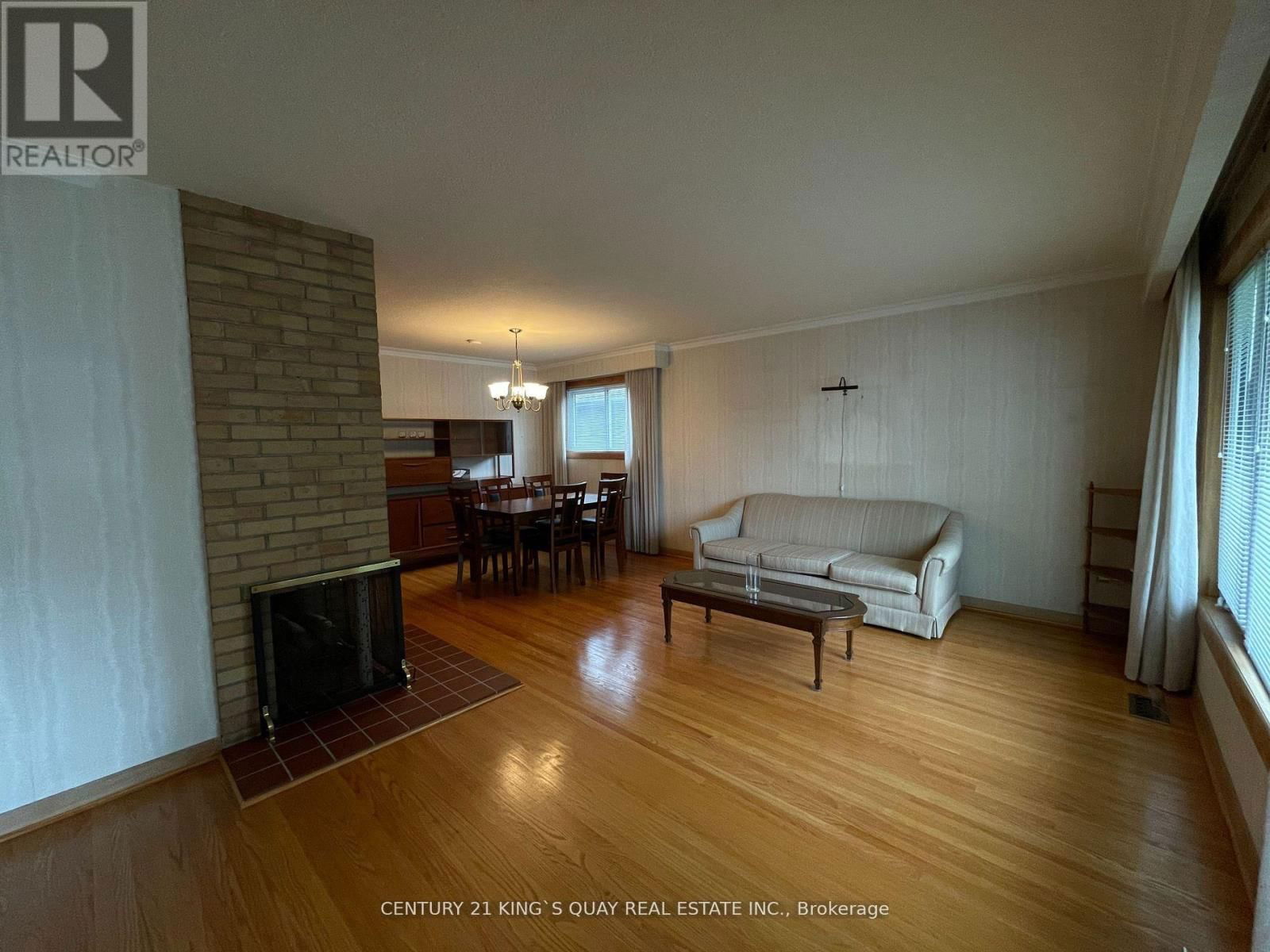 33 CORUNDUM CRESCENT Image 8