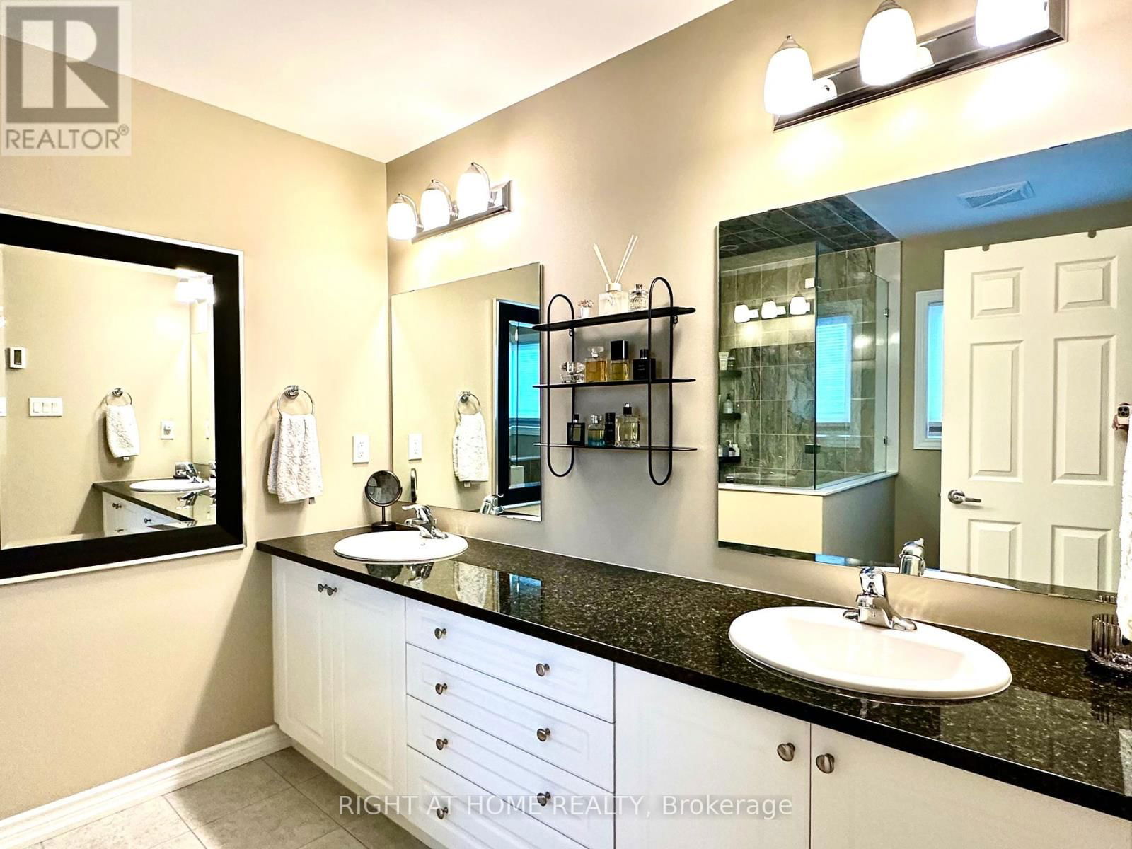 167 BROOKHOUSE DRIVE Image 21