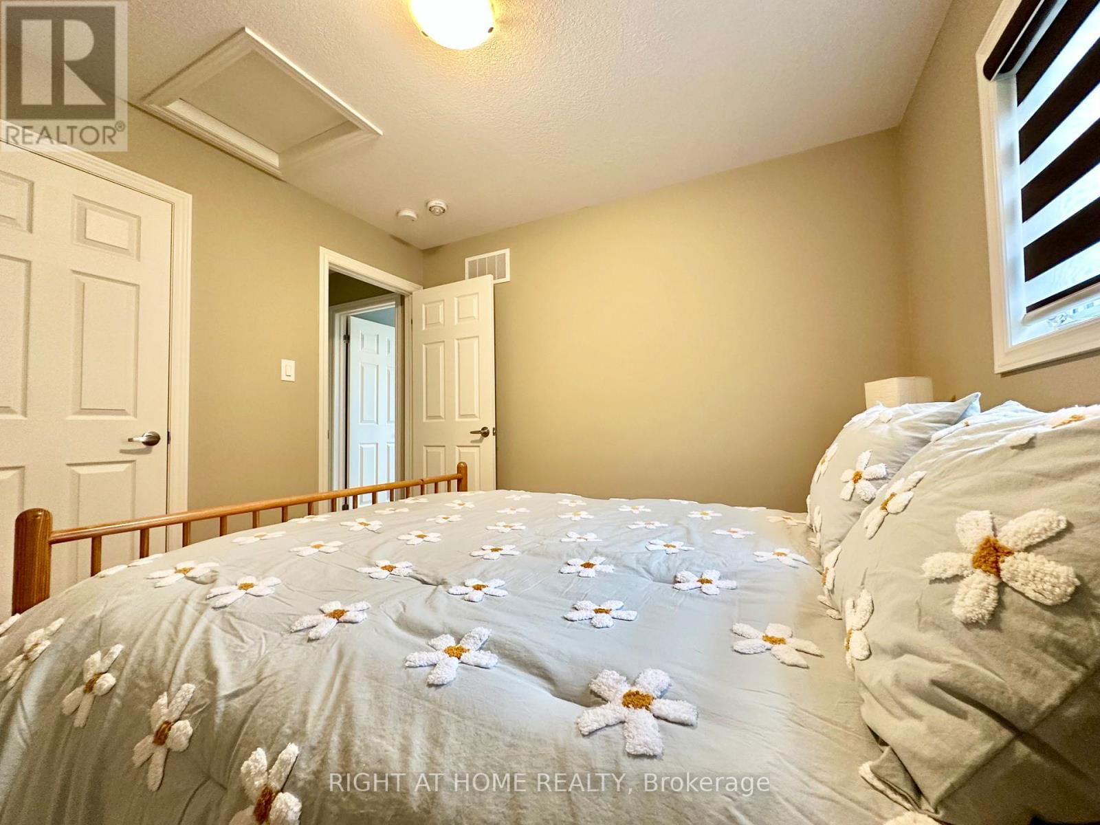 167 BROOKHOUSE DRIVE Image 23
