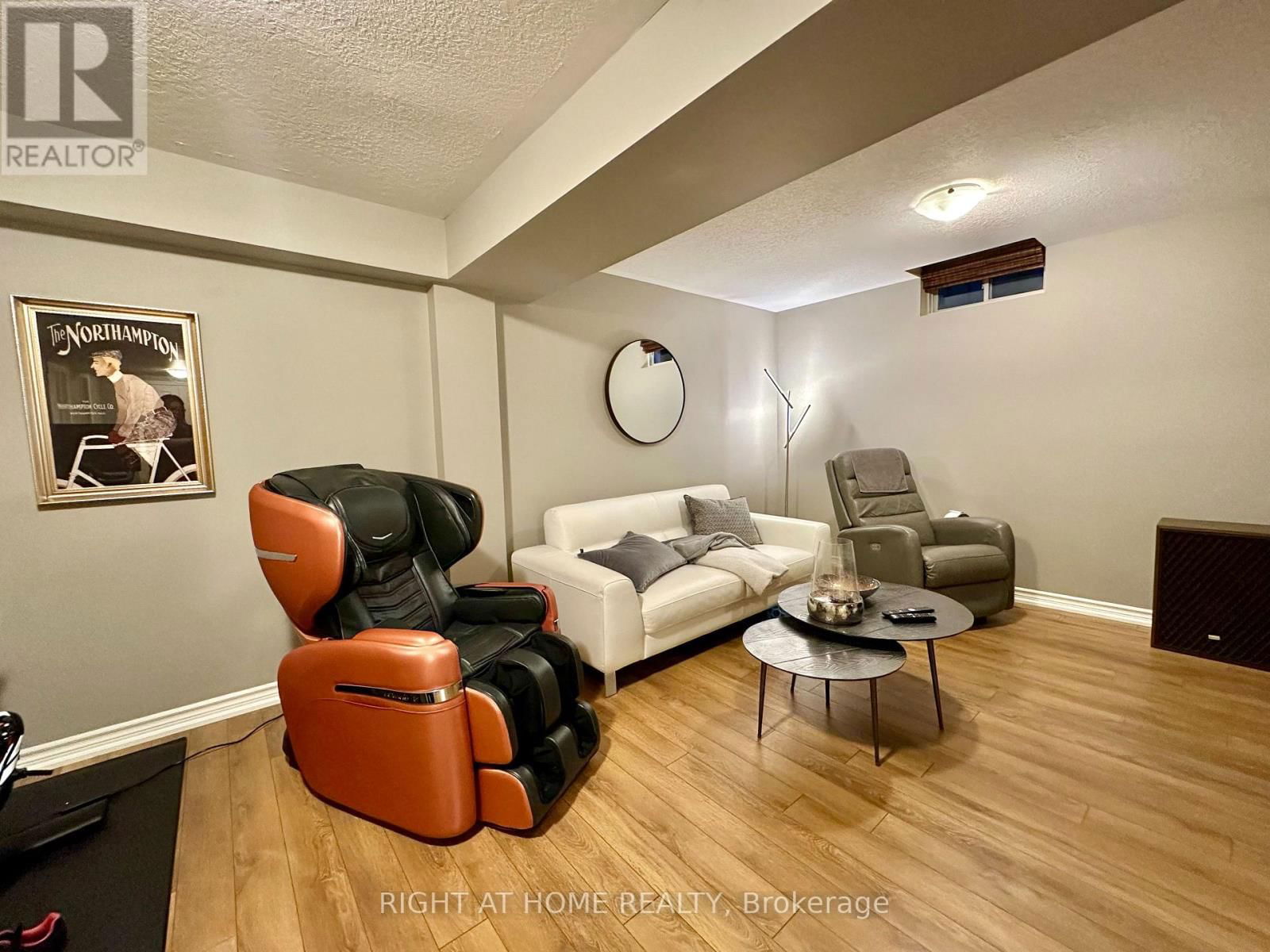 167 BROOKHOUSE DRIVE Image 28