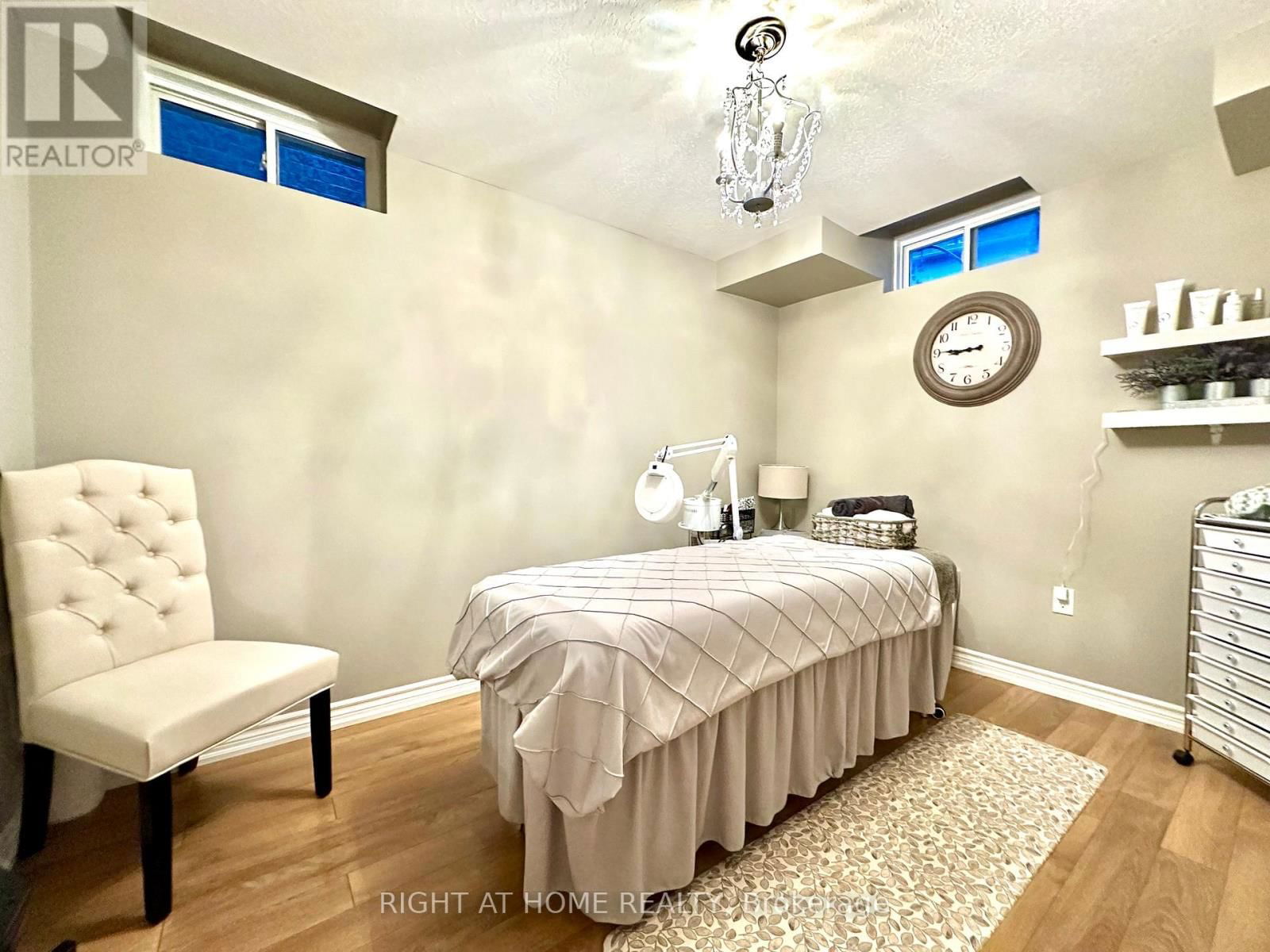 167 BROOKHOUSE DRIVE Image 32